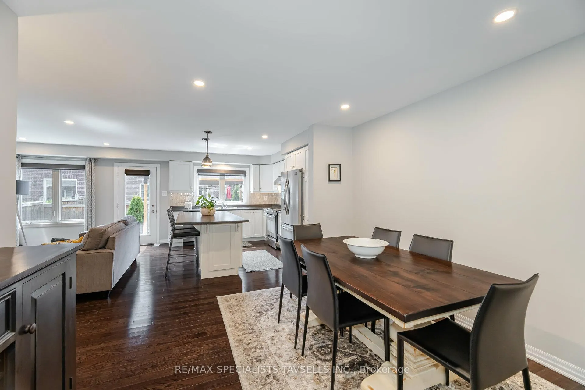 Photo 7 of 13 Lothbury Drive, Brampton, Northwest Brampton — HOMEH