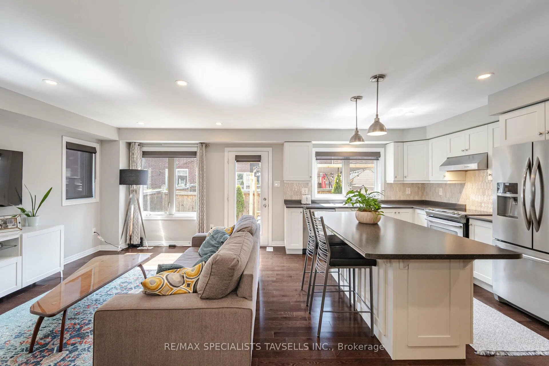 Photo 8 of 13 Lothbury Drive, Brampton, Northwest Brampton — HOMEH