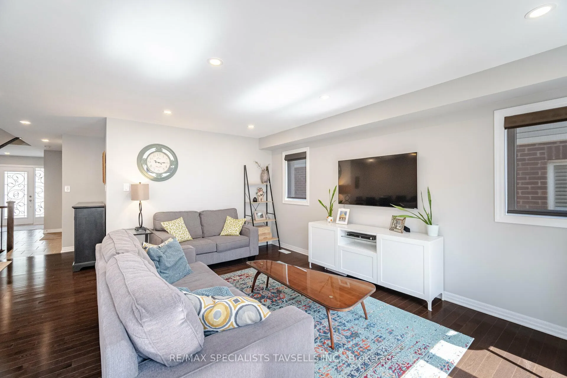 Photo 9 of 13 Lothbury Drive, Brampton, Northwest Brampton — HOMEH