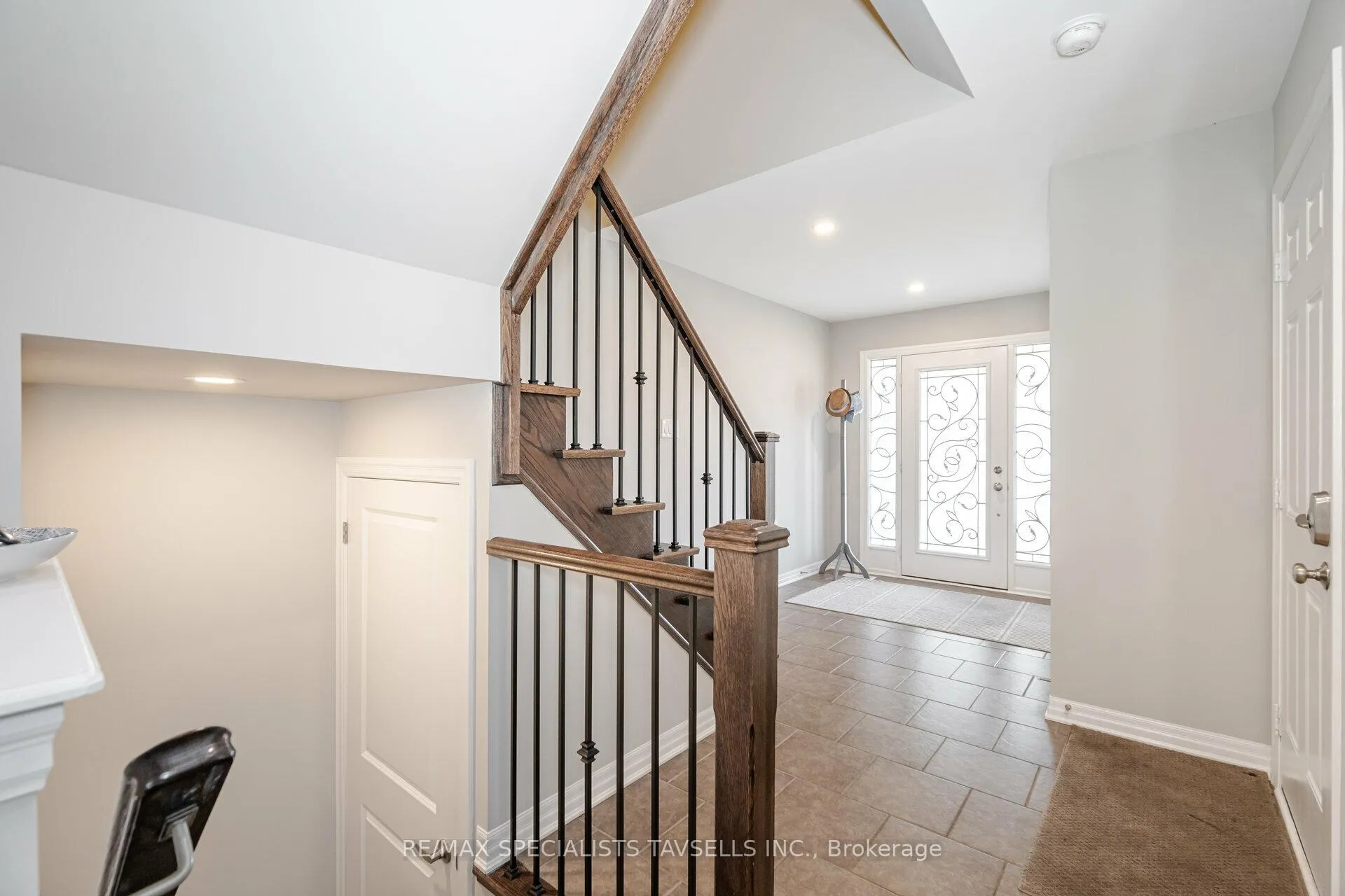 Photo 16 of 13 Lothbury Drive, Brampton, Northwest Brampton — HOMEH