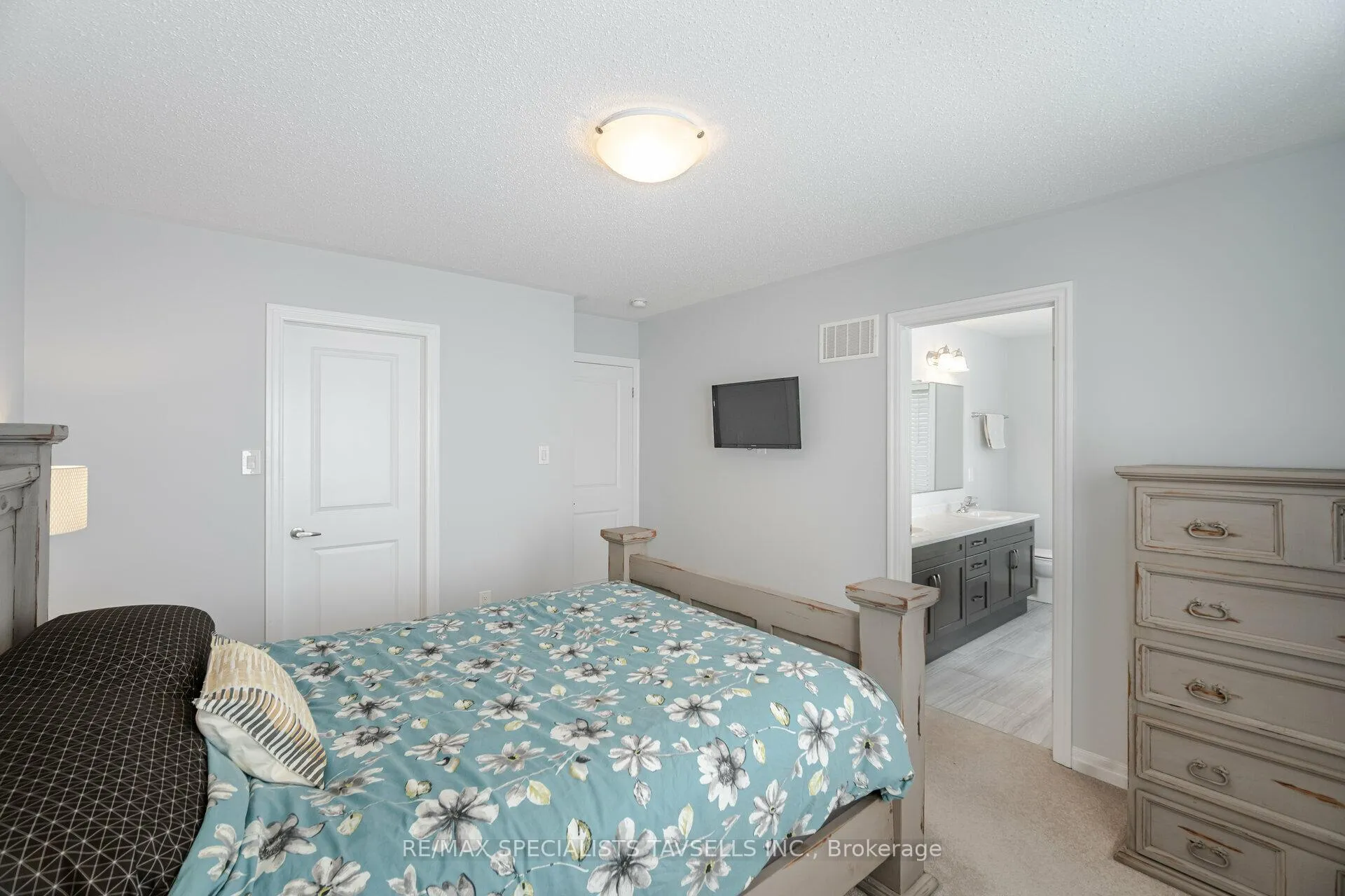 Photo 19 of 13 Lothbury Drive, Brampton, Northwest Brampton — HOMEH
