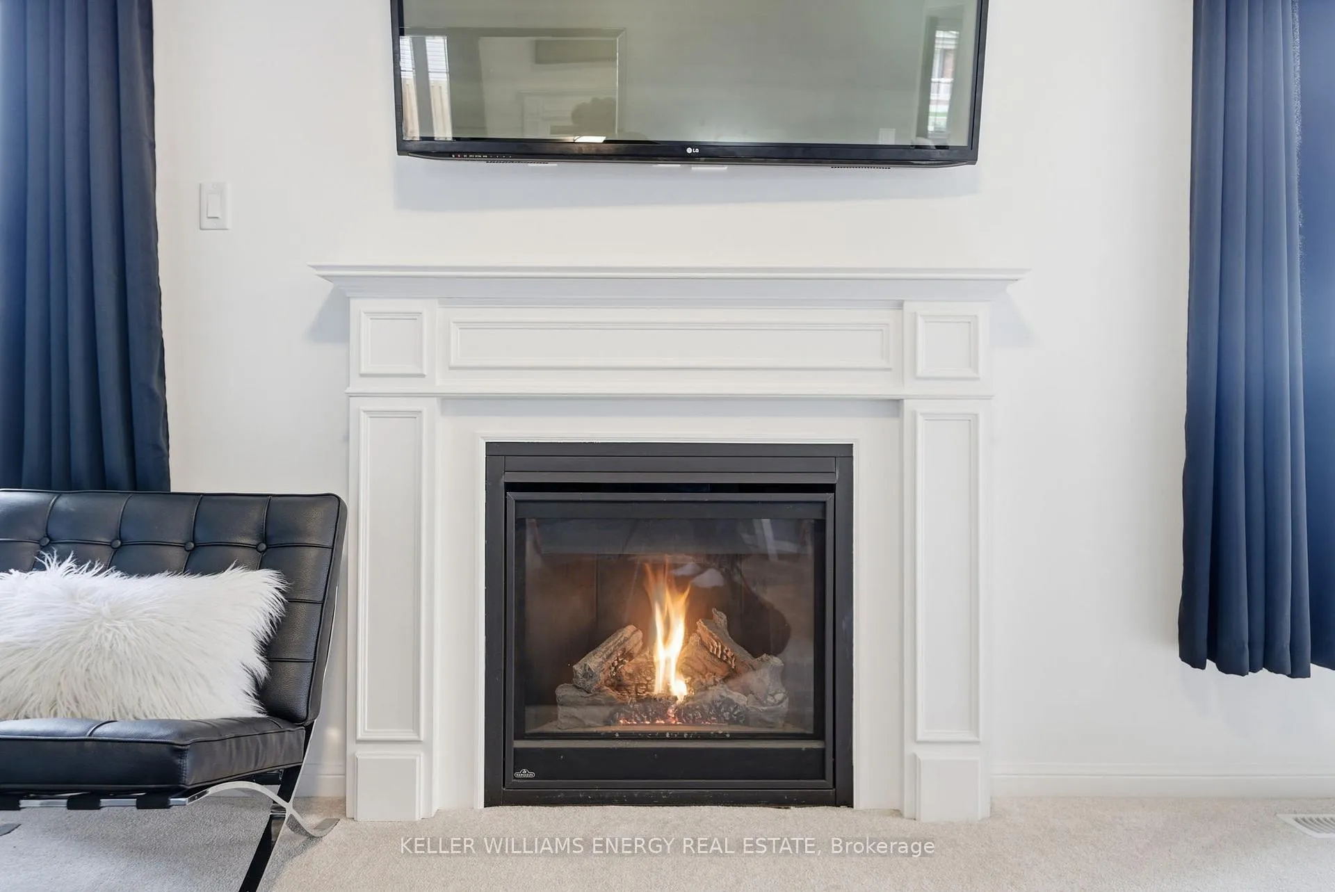 Photo 9 of 27 Don Hadden Crescent, Brock, Sunderland — HOMEH