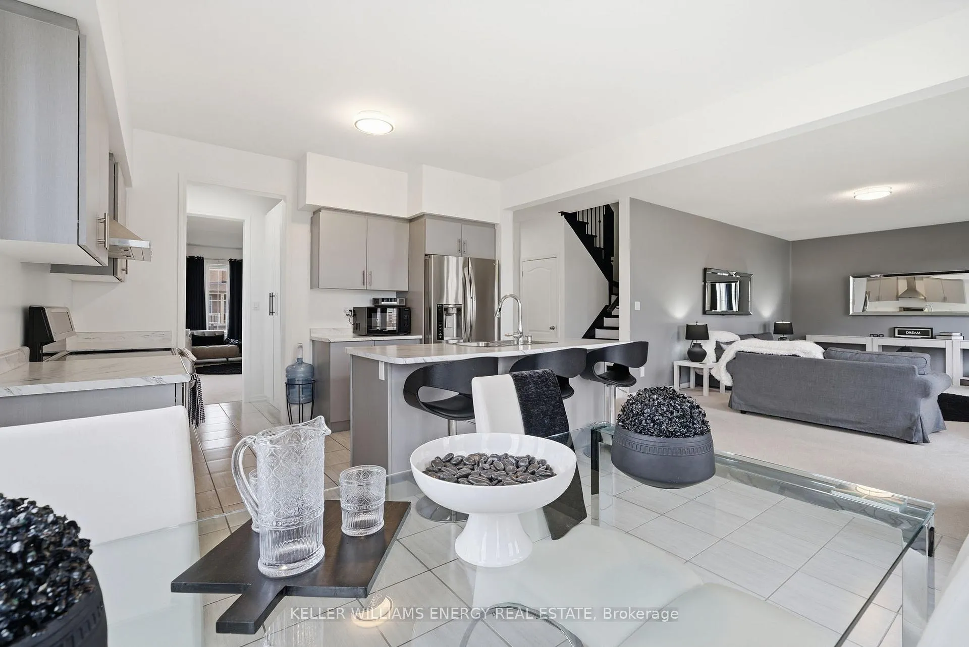 Photo 15 of 27 Don Hadden Crescent, Brock, Sunderland — HOMEH