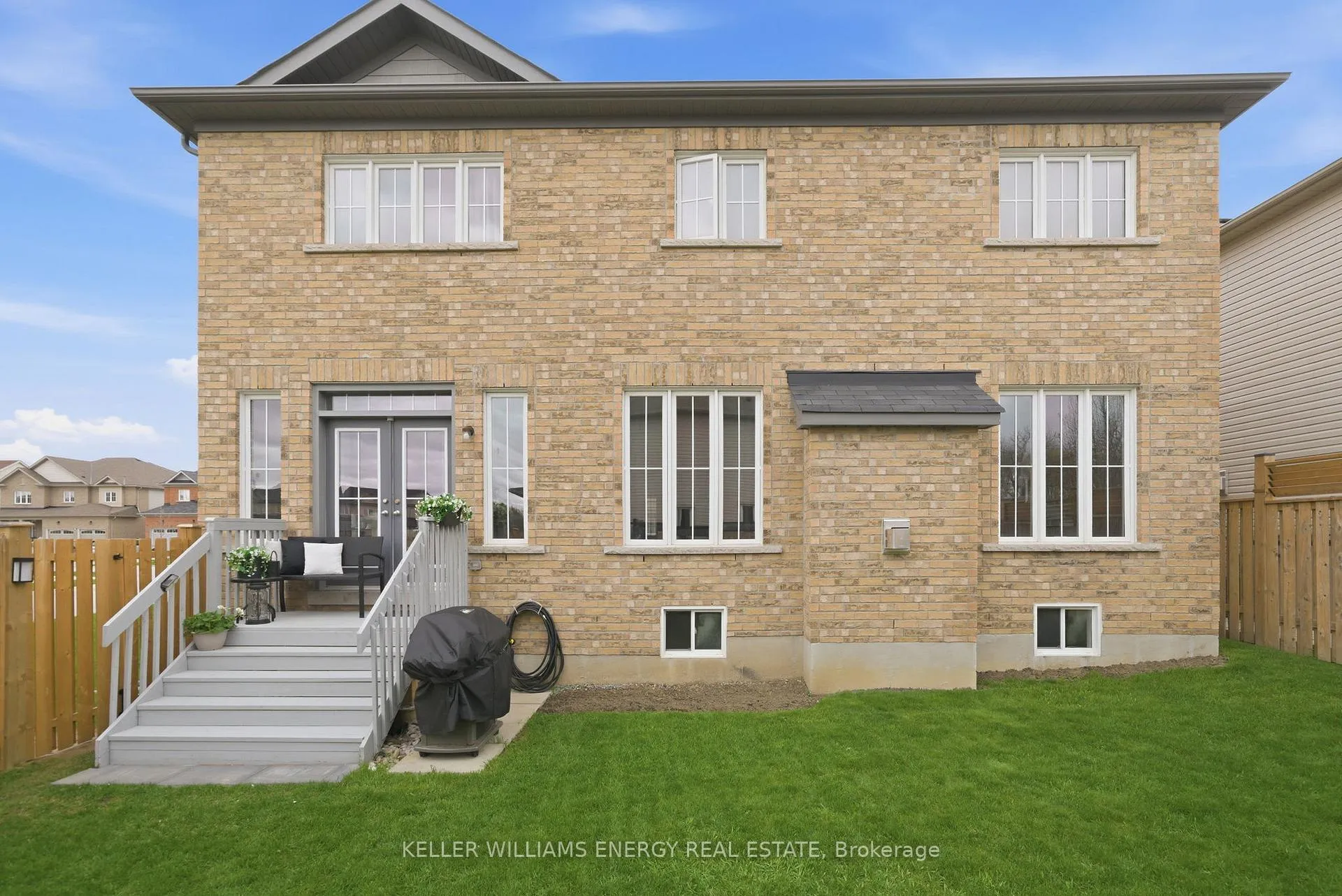 Photo 35 of 27 Don Hadden Crescent, Brock, Sunderland — HOMEH