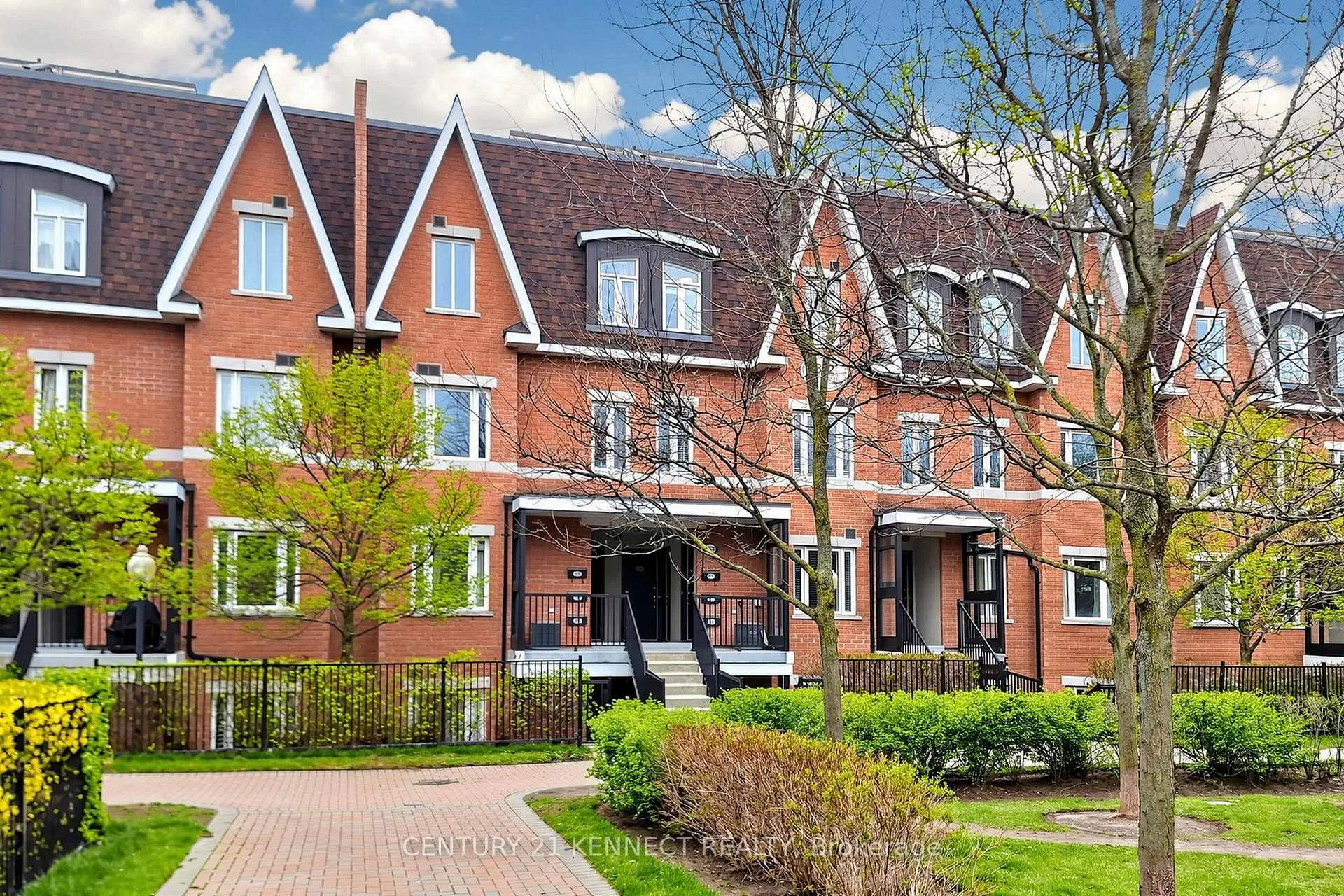 Photo 1 of Unit 335, 312 John Street, Markham, Aileen-Willowbrook — HOMEH