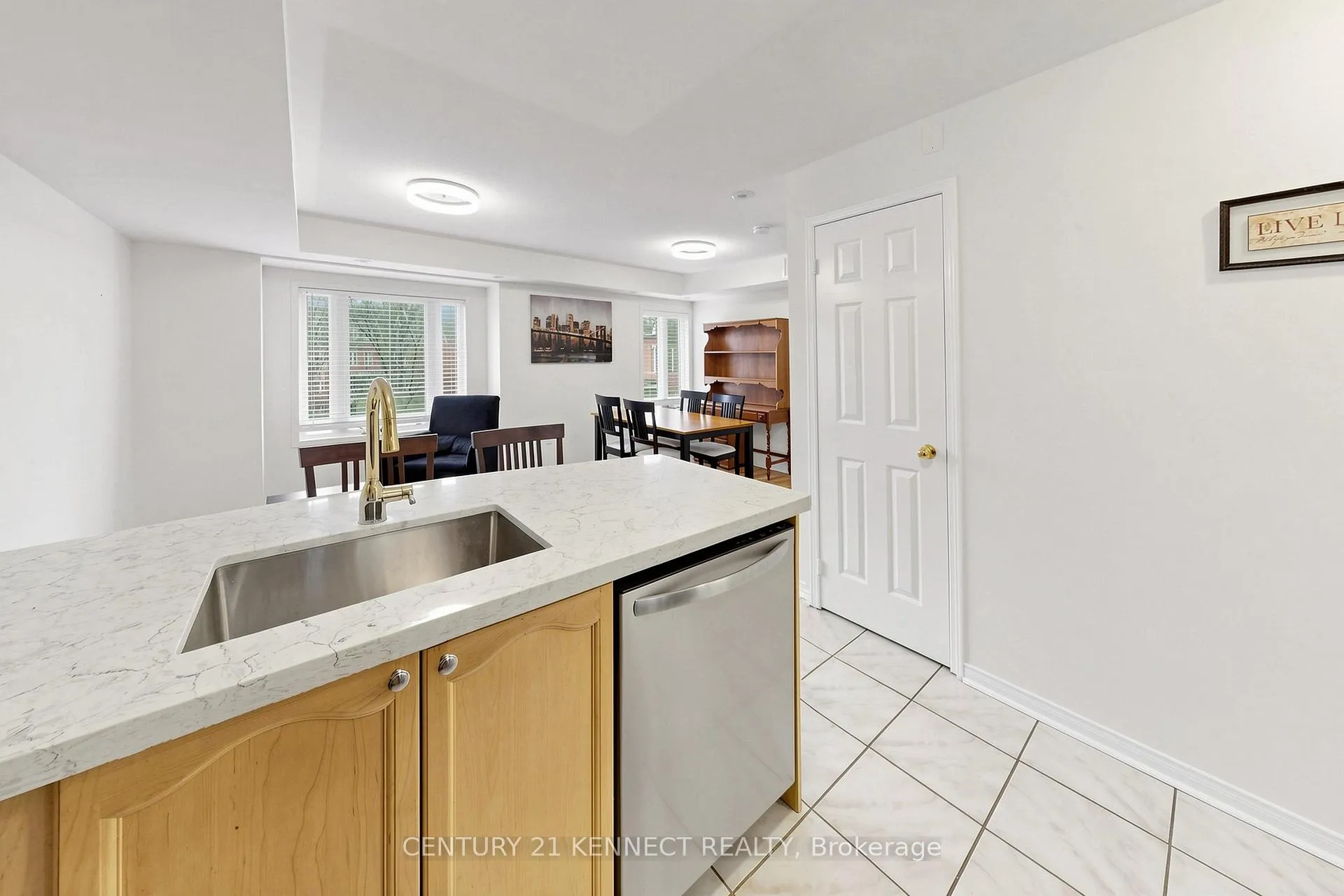 Photo 8 of Unit 335, 312 John Street, Markham, Aileen-Willowbrook — HOMEH