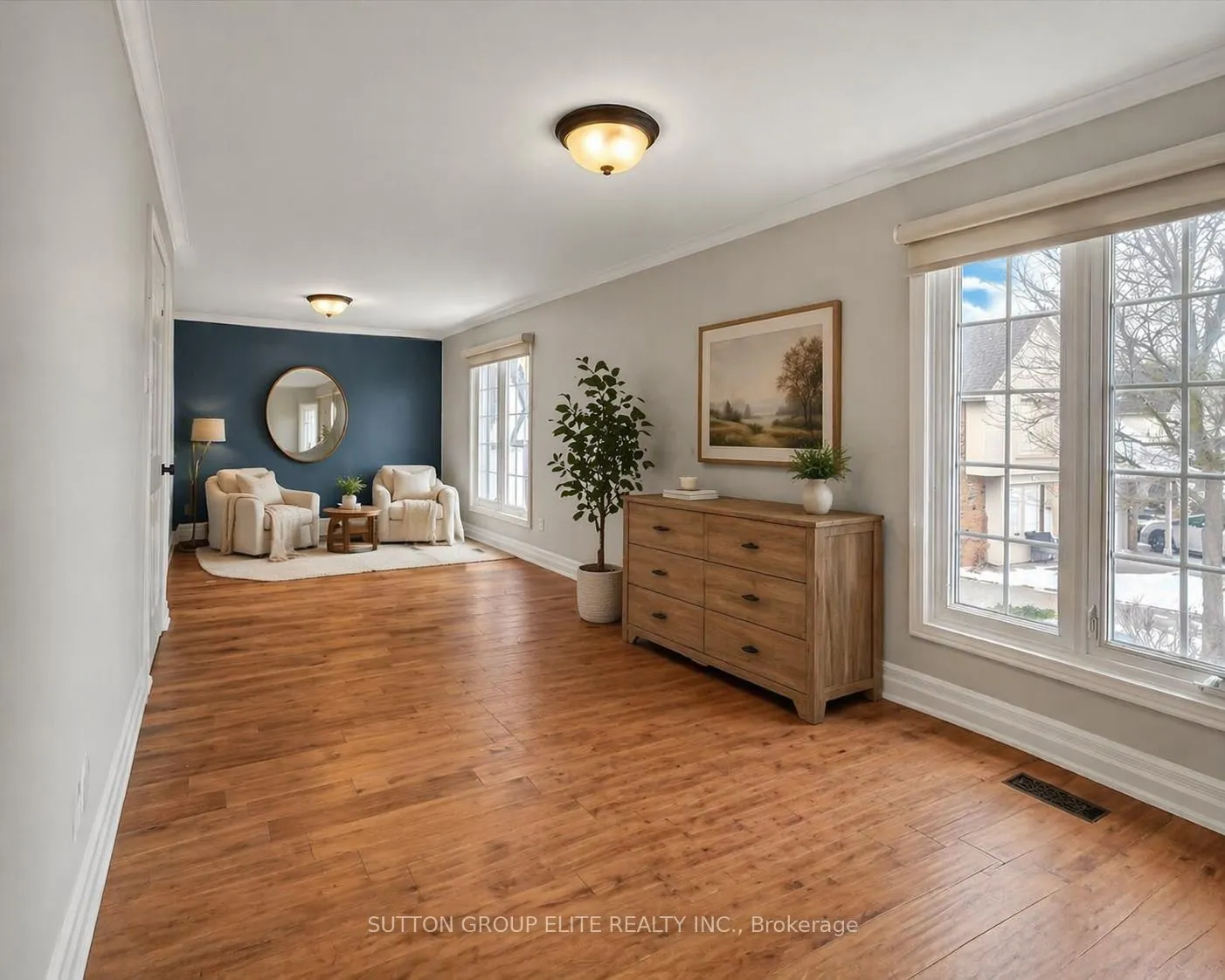 Photo 10 of 47 Park Drive, Vaughan, West Woodbridge — HOMEH