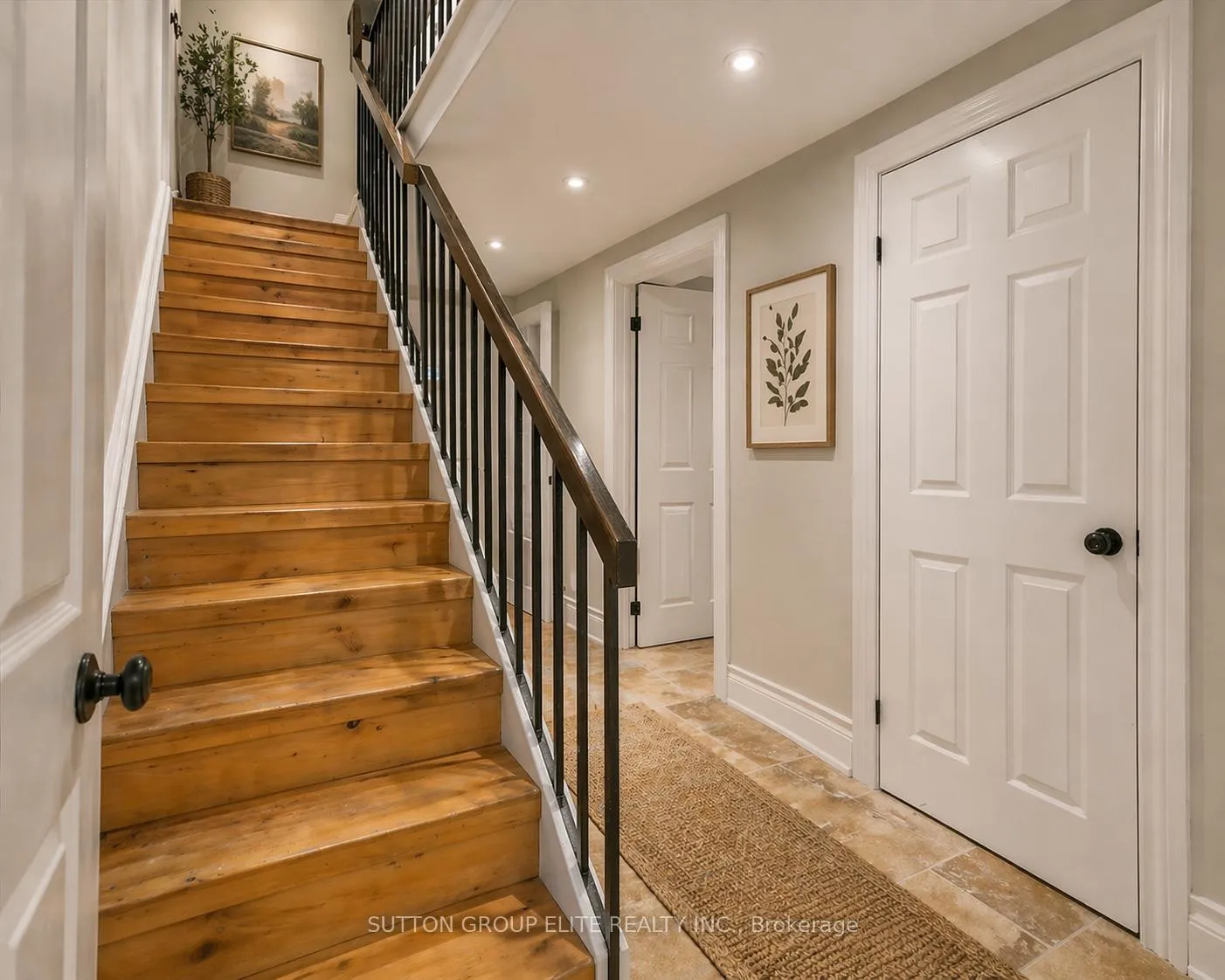 Photo 15 of 47 Park Drive, Vaughan, West Woodbridge — HOMEH