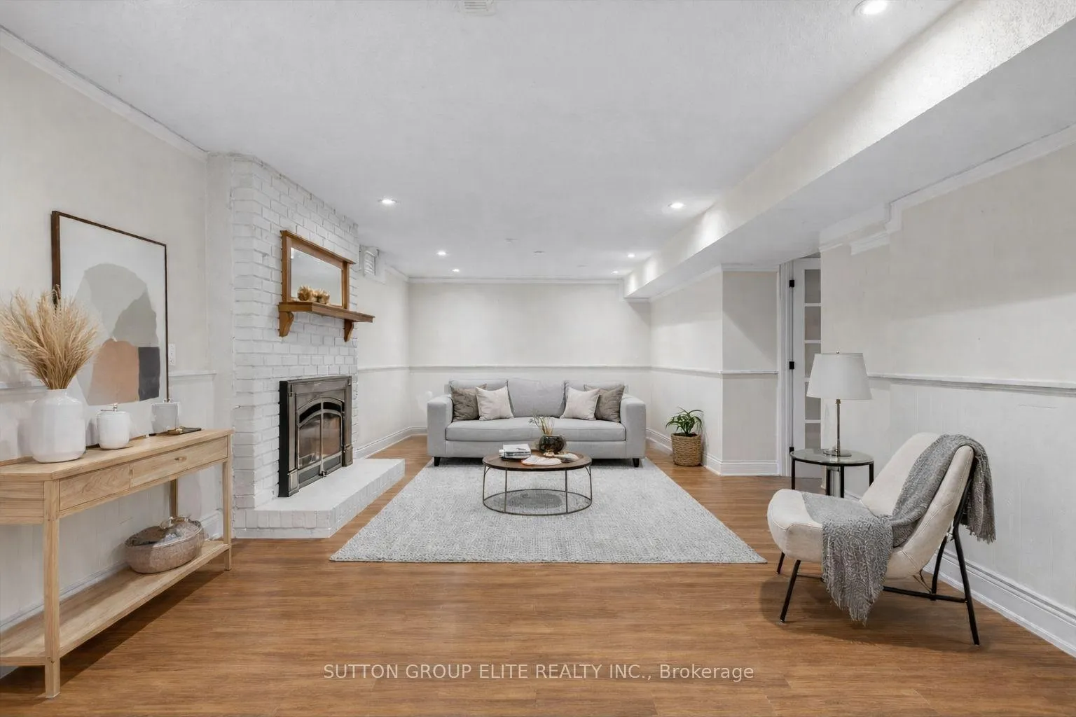 Photo 16 of 47 Park Drive, Vaughan, West Woodbridge — HOMEH