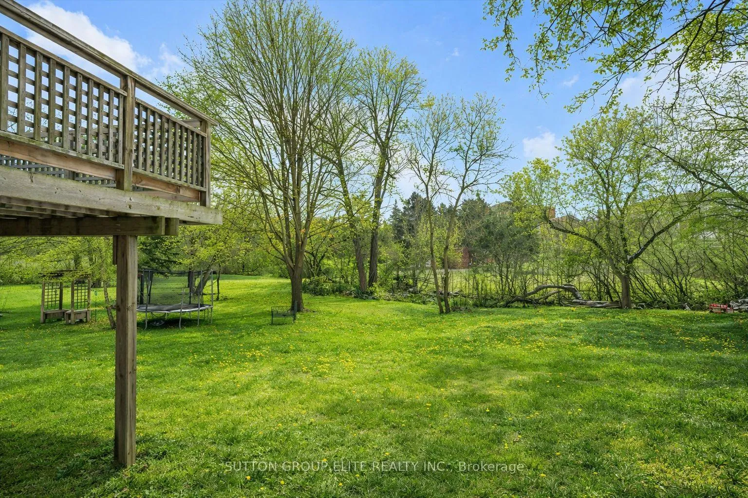 Photo 21 of 47 Park Drive, Vaughan, West Woodbridge — HOMEH