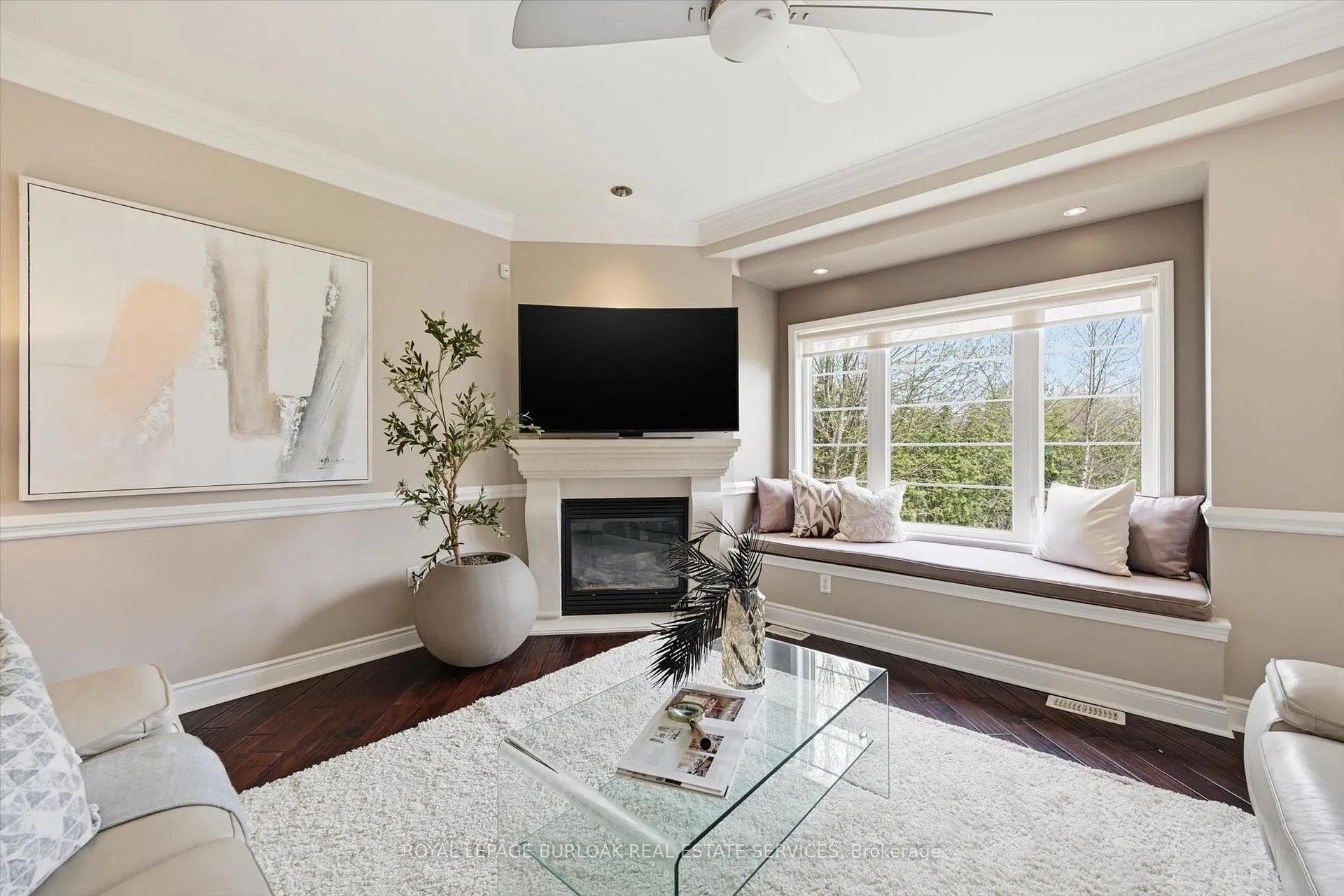 Photo 9 of 4186 Fuller Crescent, Burlington, Alton — HOMEH