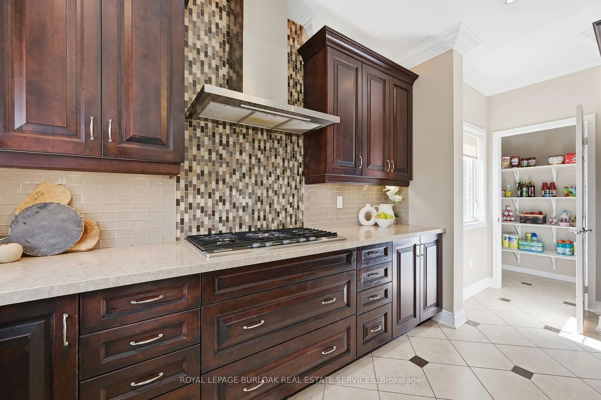 Photo 15 of 4186 Fuller Crescent, Burlington, Alton — HOMEH