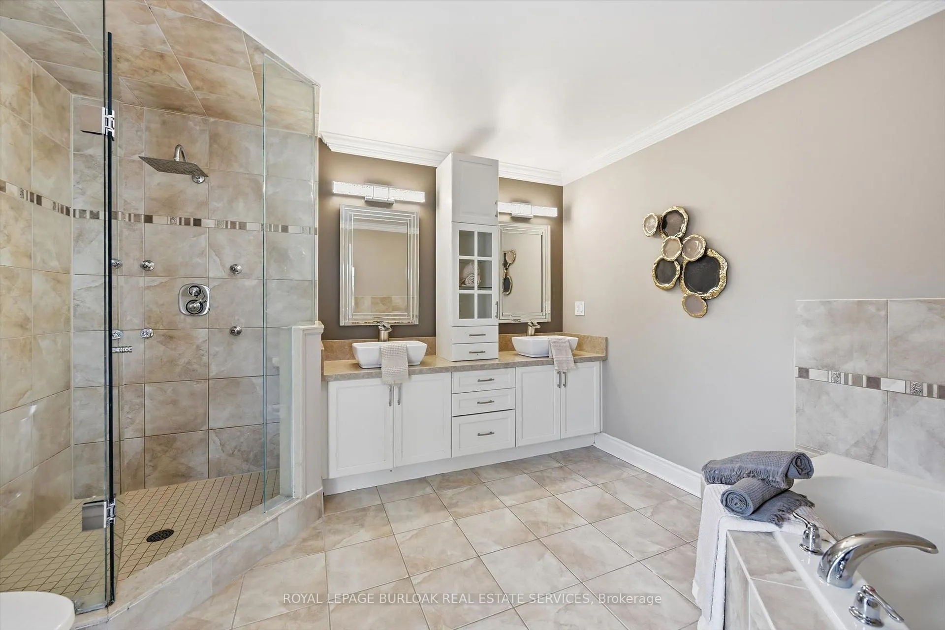 Photo 22 of 4186 Fuller Crescent, Burlington, Alton — HOMEH