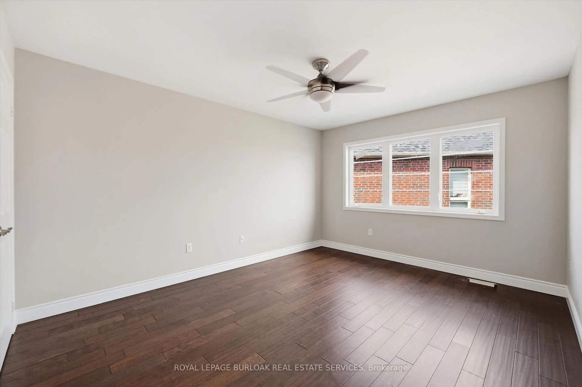 Photo 24 of 4186 Fuller Crescent, Burlington, Alton — HOMEH