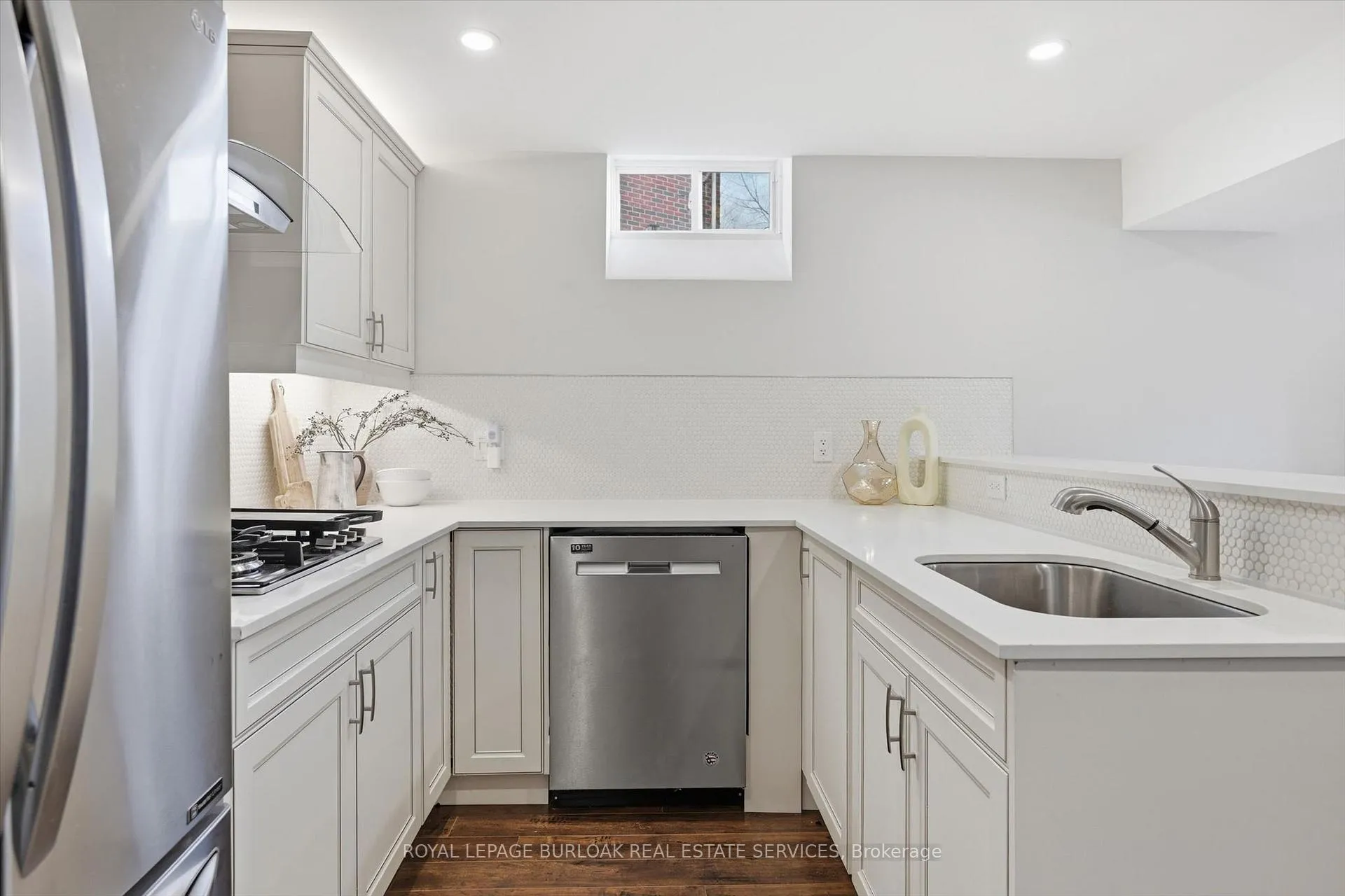 Photo 32 of 4186 Fuller Crescent, Burlington, Alton — HOMEH