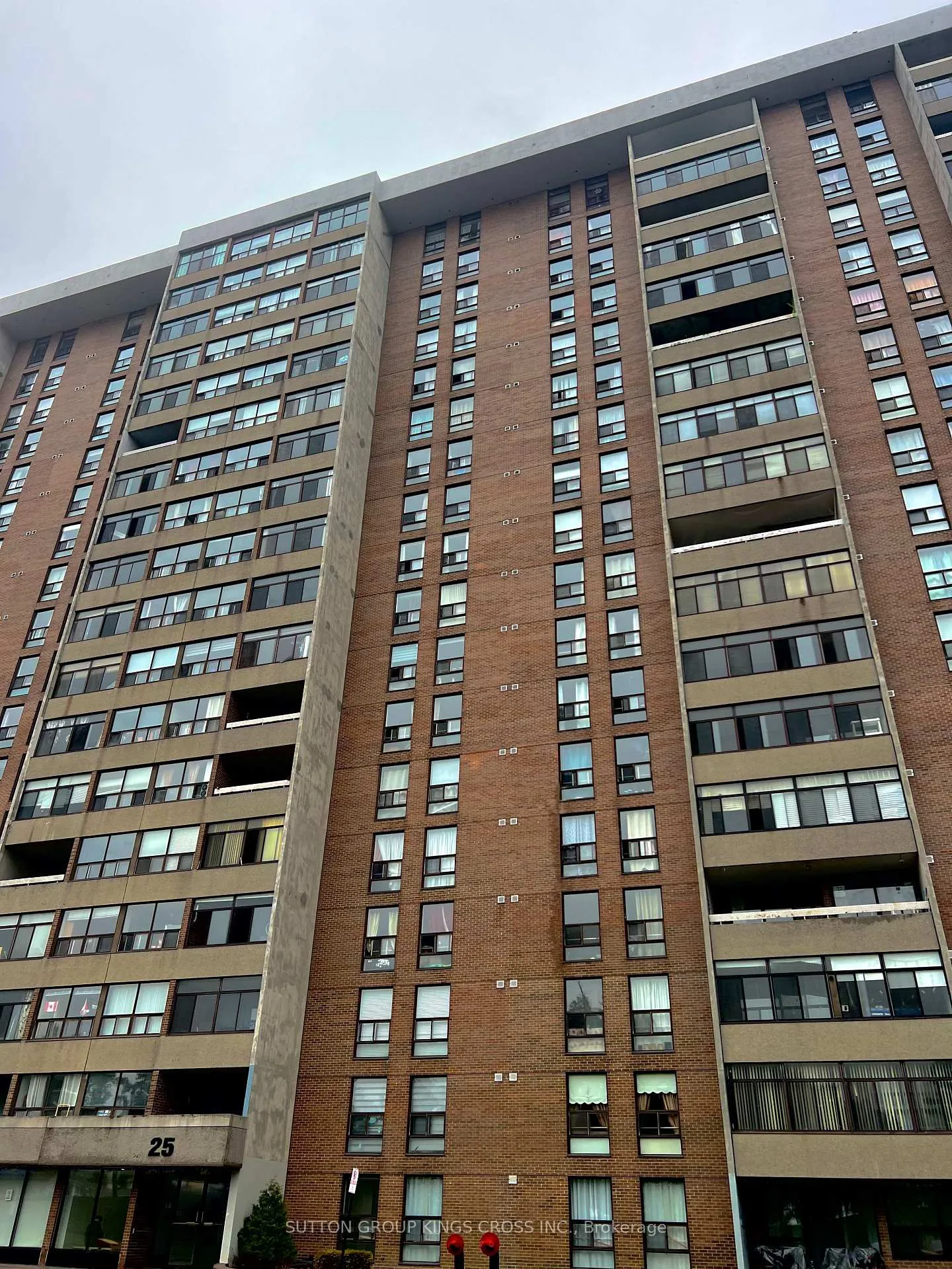 Photo 1 of Unit 1007, 25 Kensington Road, Brampton, Queen Street Corridor — HOMEH