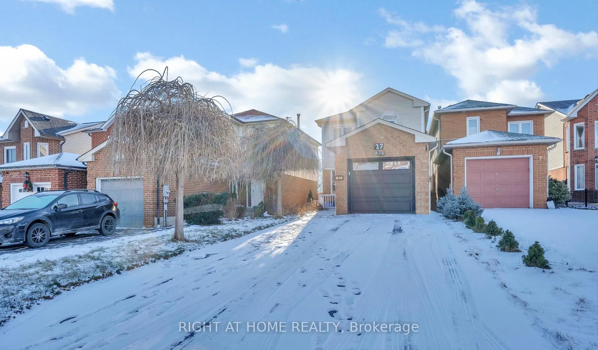 Photo 1 of 27 Melborne Court, Whitby, Pringle Creek — HOMEH