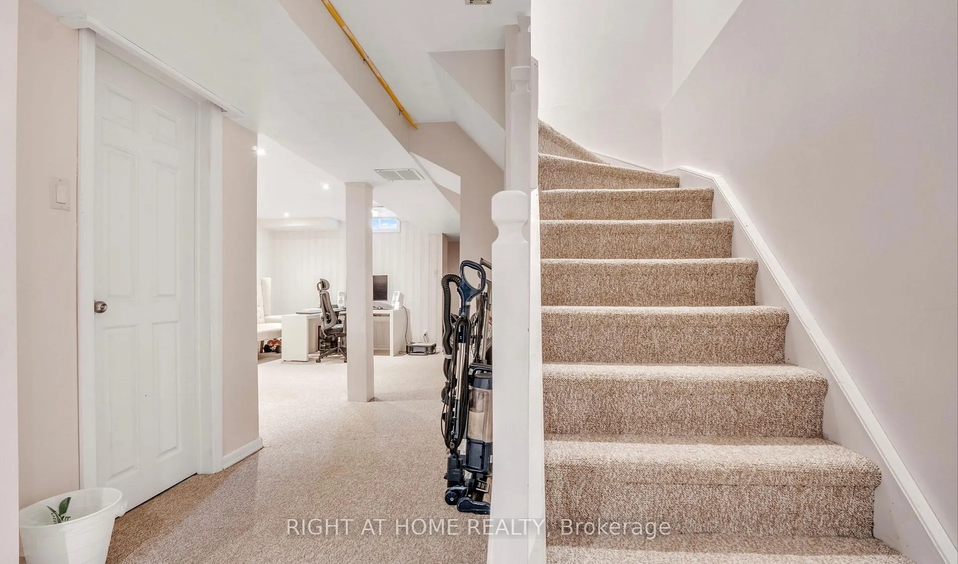 Photo 21 of 27 Melborne Court, Whitby, Pringle Creek — HOMEH