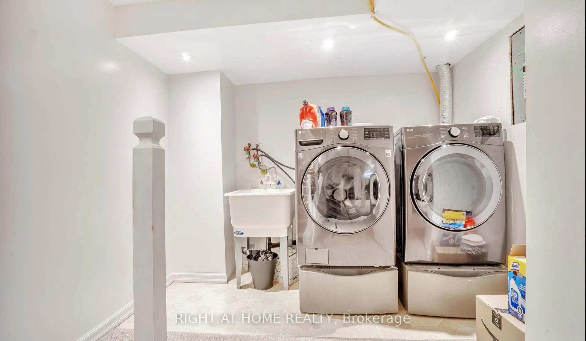Photo 24 of 27 Melborne Court, Whitby, Pringle Creek — HOMEH