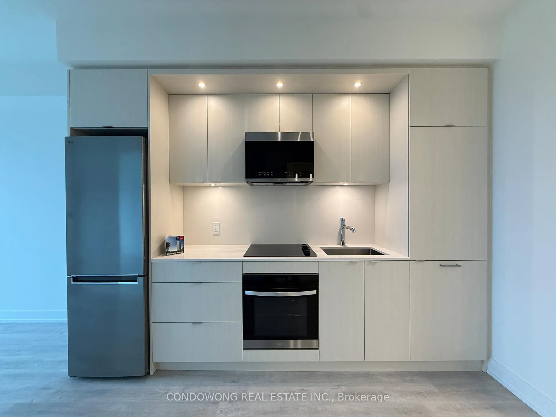 Photo 10 of Unit 914, 60 Central Park Road Way, Etobicoke, Islington-City Centre West — HOMEH