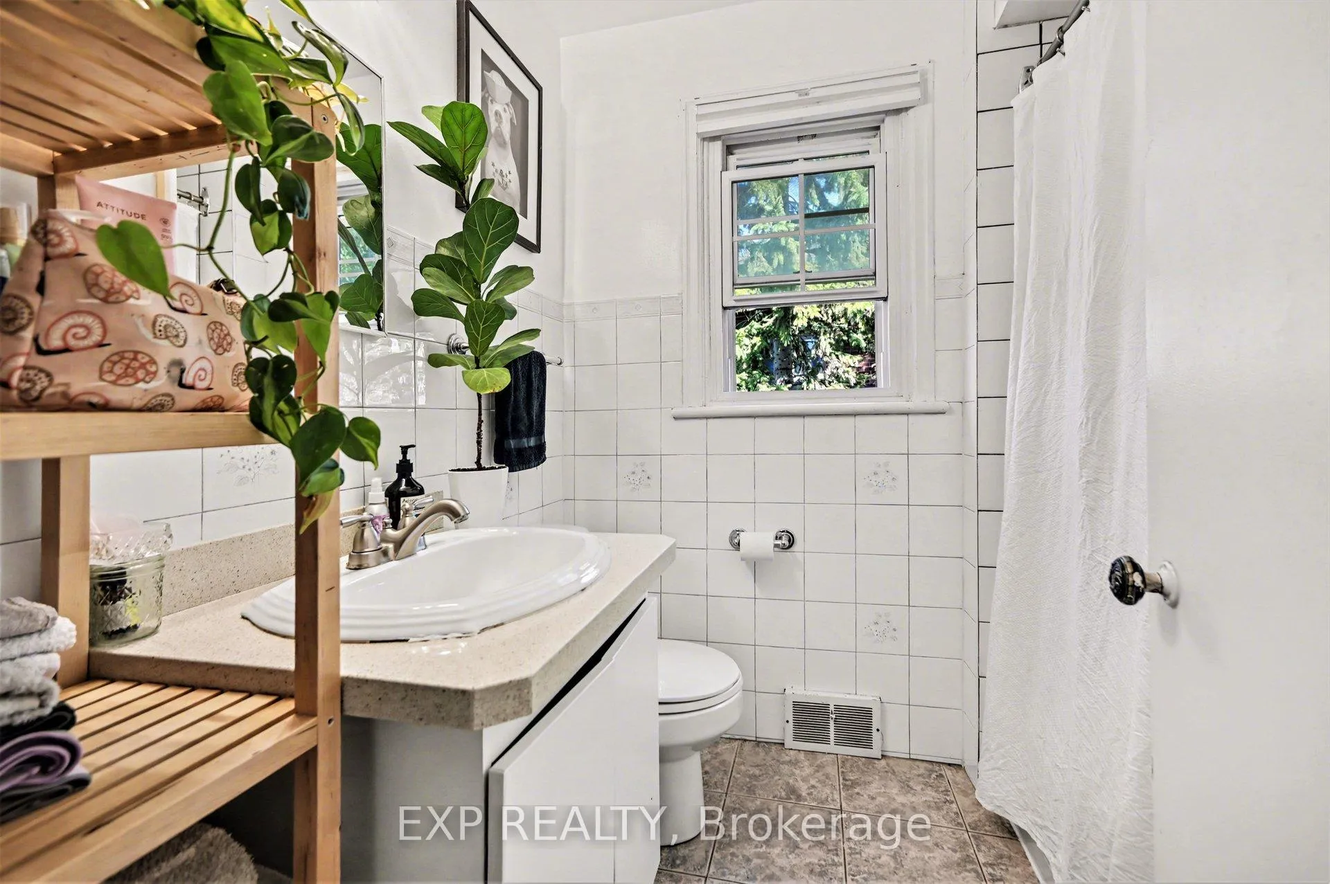 Photo 14 of 42 Warren Avenue, Ottawa, Ottawa West — HOMEH