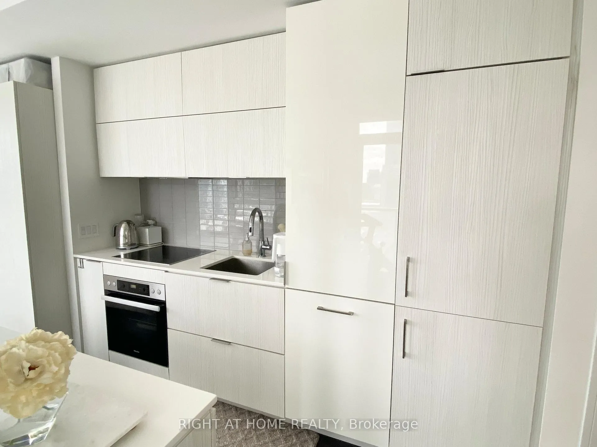 Photo 6 of Unit 2308, 20 Richardson Street, Toronto, Waterfront Communities — HOMEH
