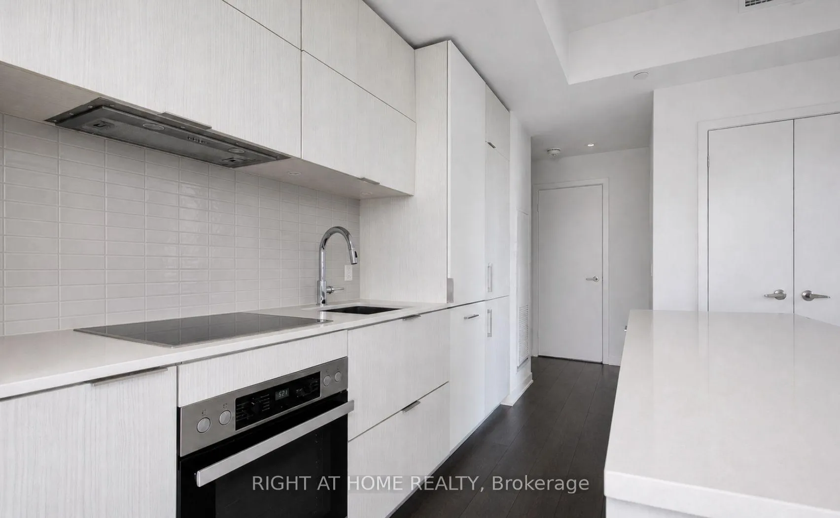Photo 8 of Unit 2308, 20 Richardson Street, Toronto, Waterfront Communities — HOMEH
