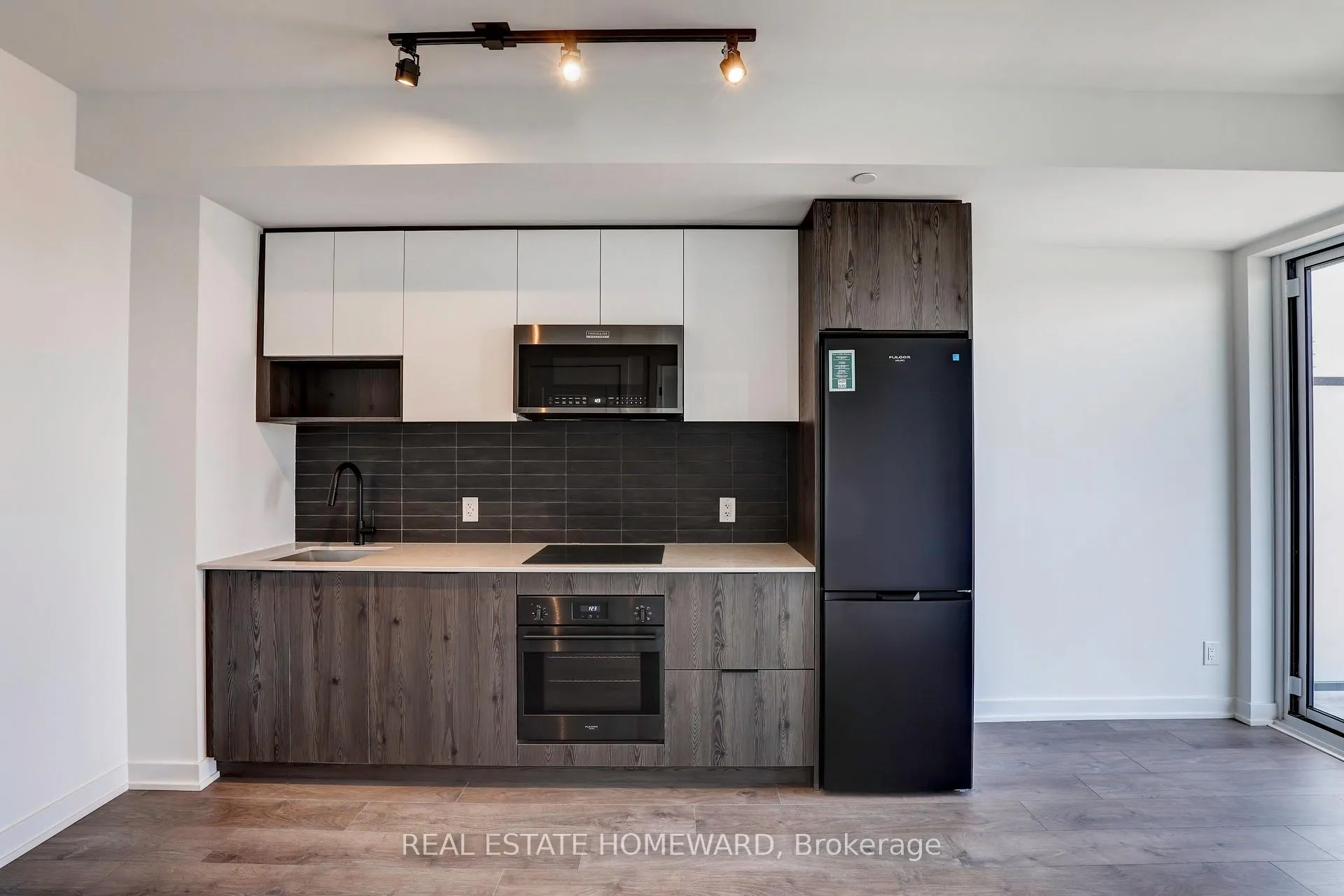 Photo 11 of Unit 2410, 5 Defries Street, Toronto, Regent Park — HOMEH