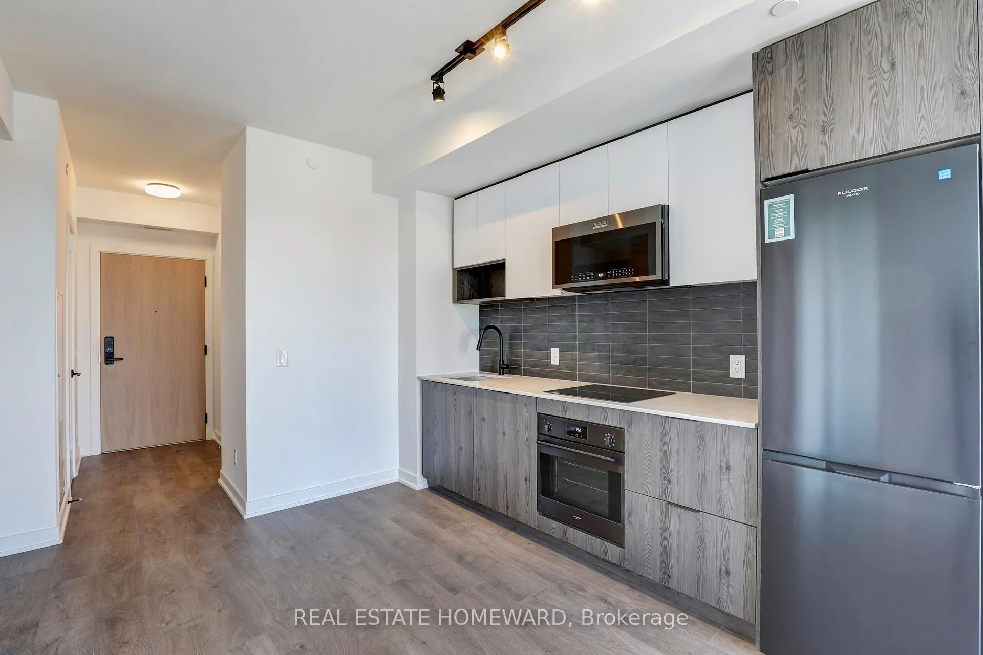 Photo 16 of Unit 2410, 5 Defries Street, Toronto, Regent Park — HOMEH