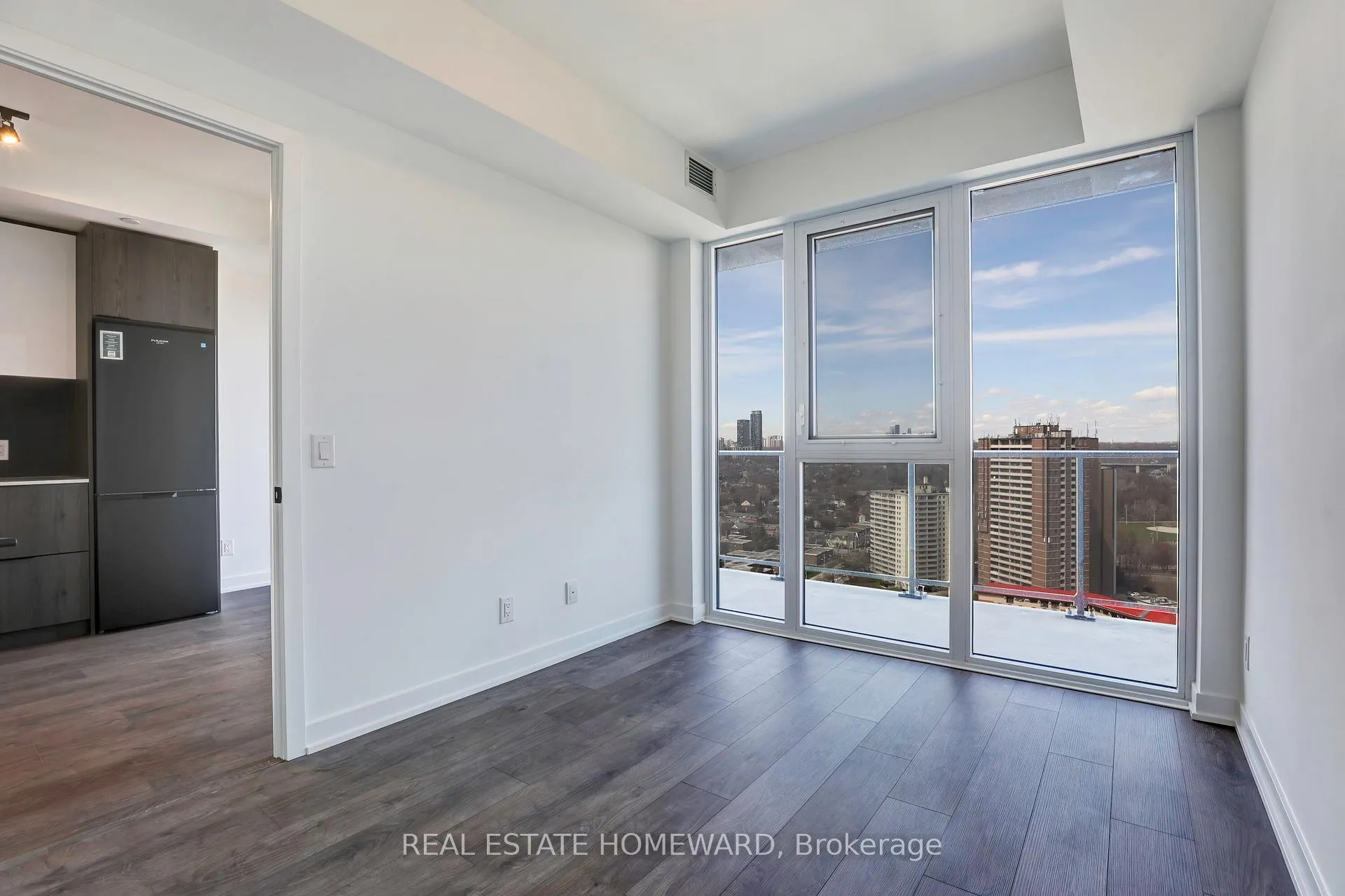 Photo 18 of Unit 2410, 5 Defries Street, Toronto, Regent Park — HOMEH