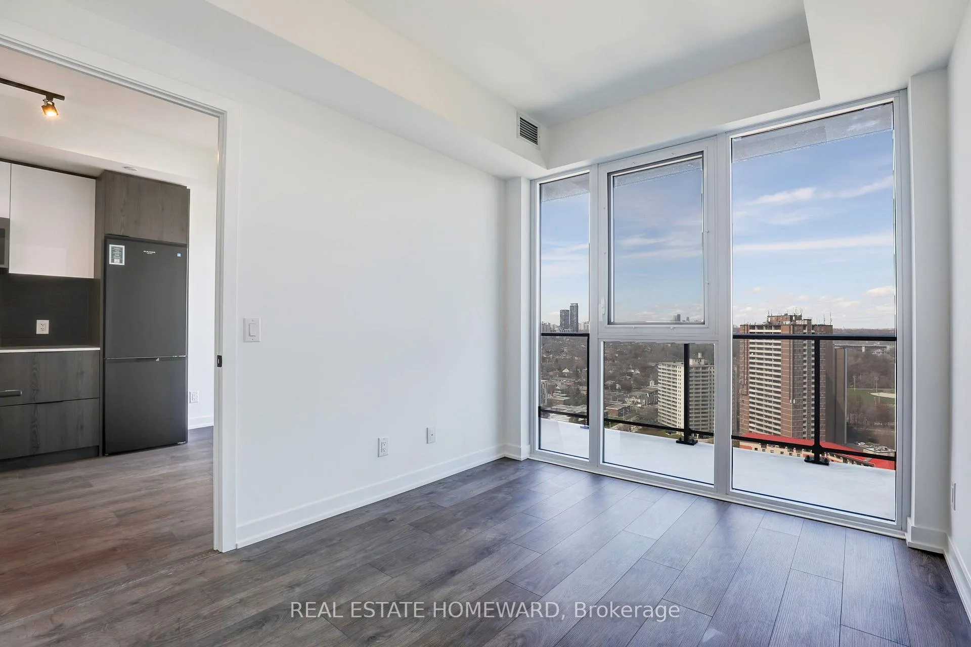 Photo 19 of Unit 2410, 5 Defries Street, Toronto, Regent Park — HOMEH