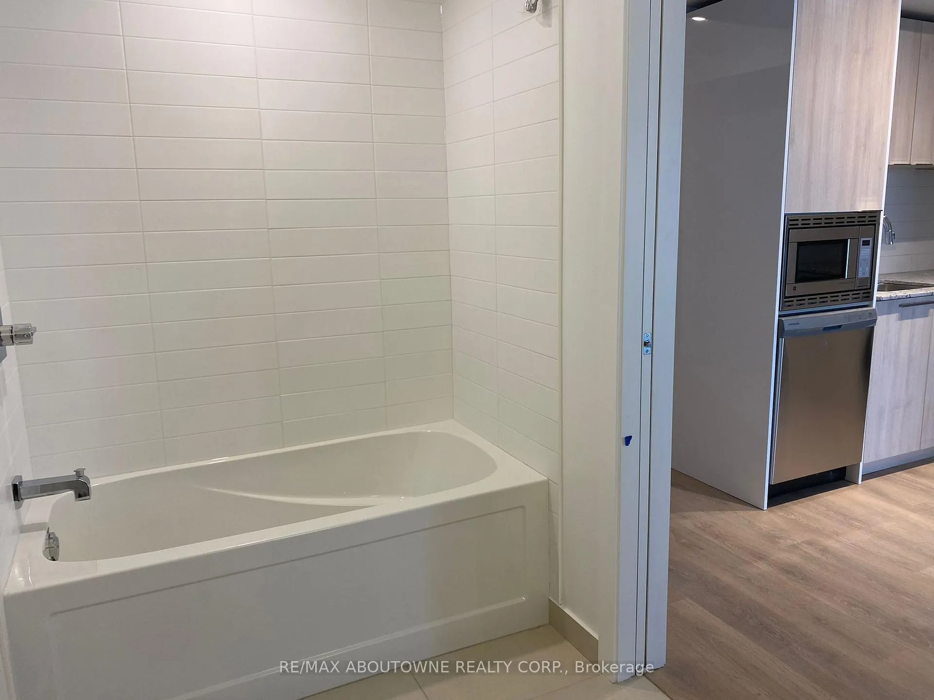 Photo 25 of Unit 5109, 501 Yonge Street, Toronto, Church-Yonge Corridor — HOMEH