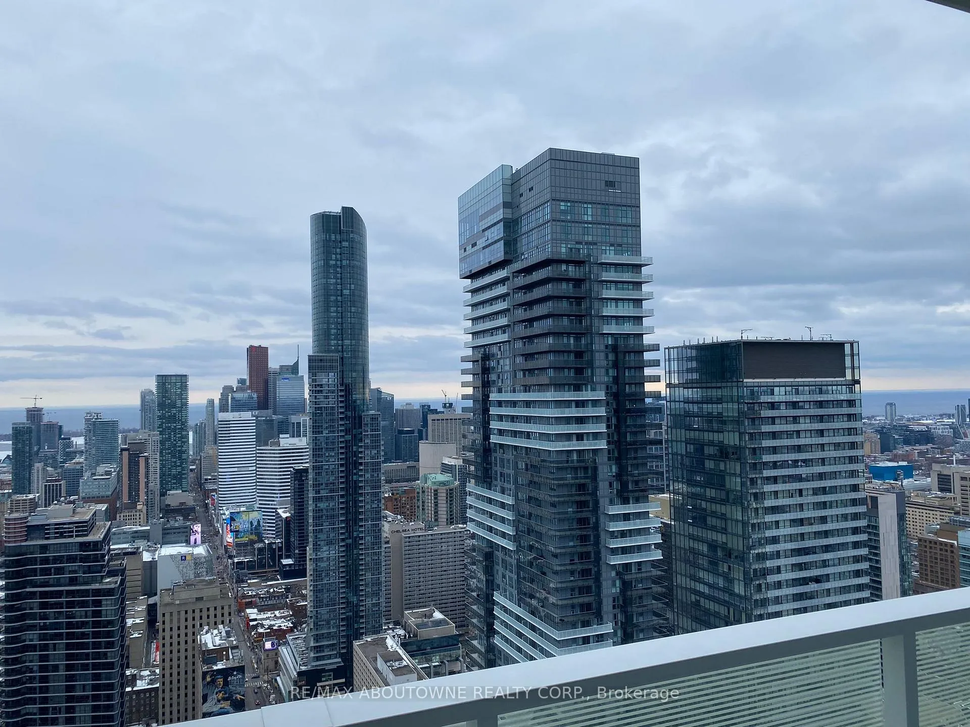 Photo 30 of Unit 5109, 501 Yonge Street, Toronto, Church-Yonge Corridor — HOMEH