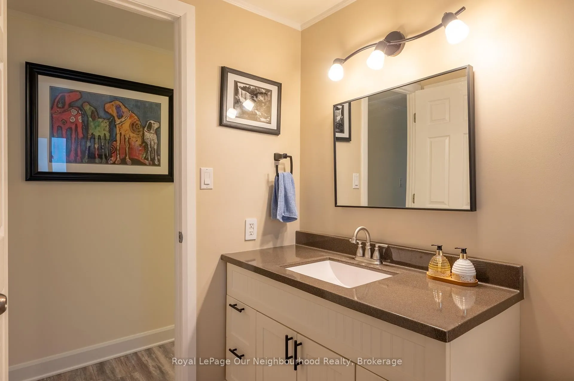 Photo 16 of 302 Lynn Crescent, Hamilton Township, Rural Hamilton — HOMEH