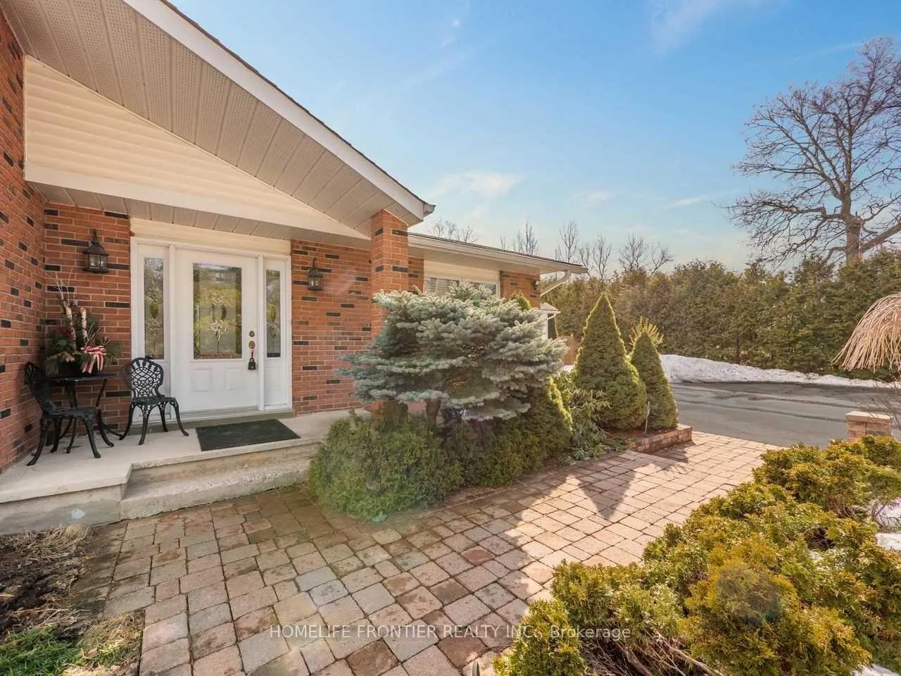 Photo 3 of 1049 7th Line S, Innisfil, Alcona — HOMEH