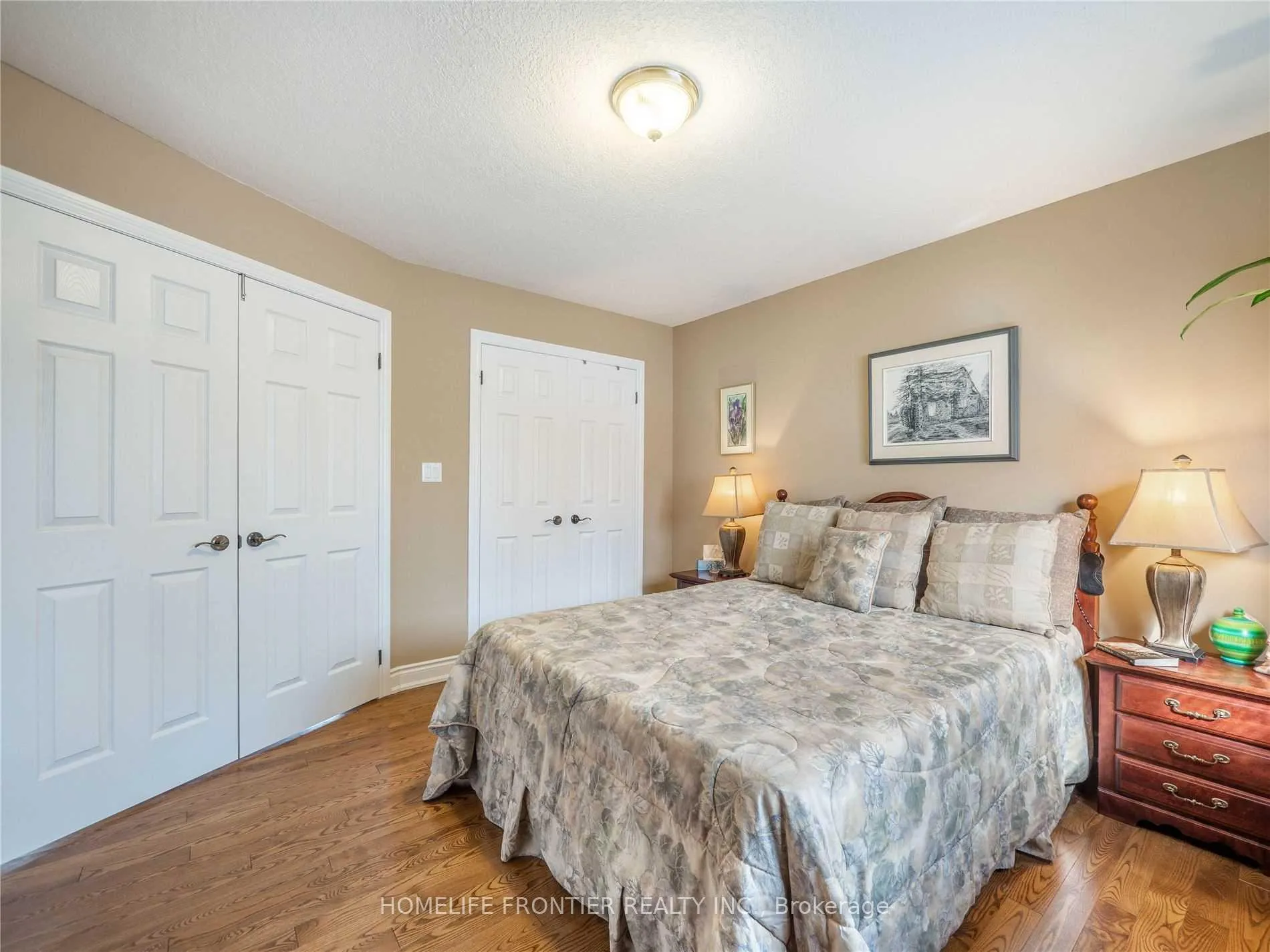 Photo 13 of 1049 7th Line S, Innisfil, Alcona — HOMEH