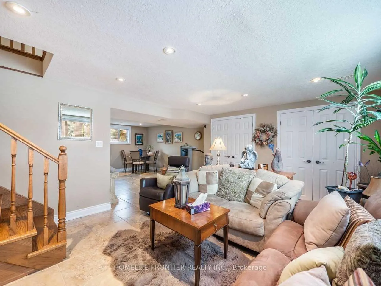 Photo 19 of 1049 7th Line S, Innisfil, Alcona — HOMEH