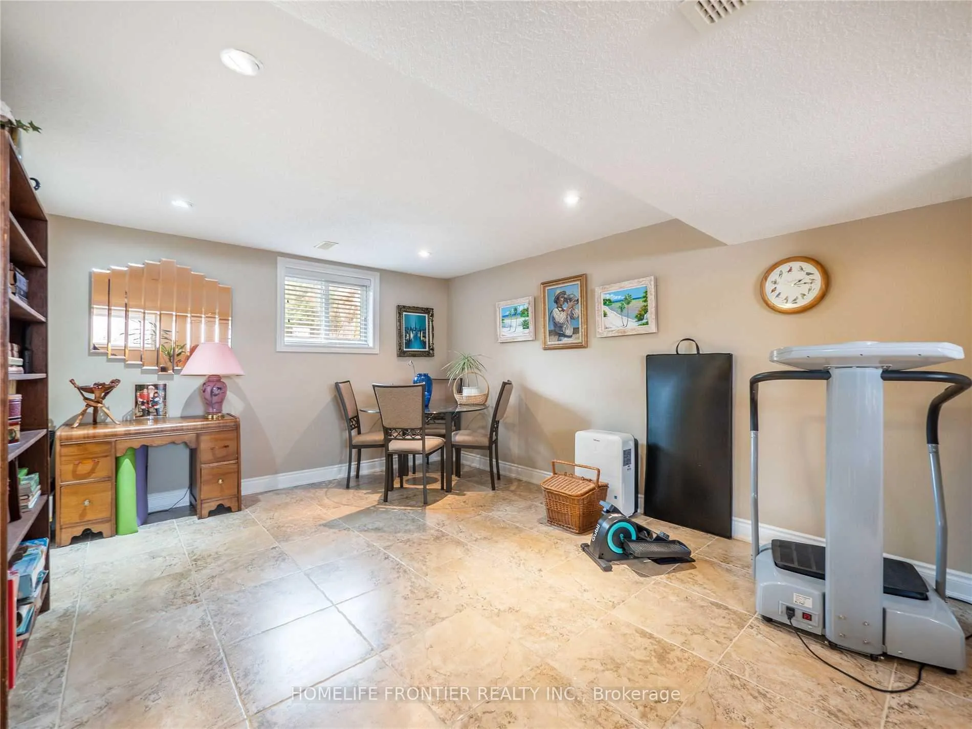 Photo 20 of 1049 7th Line S, Innisfil, Alcona — HOMEH