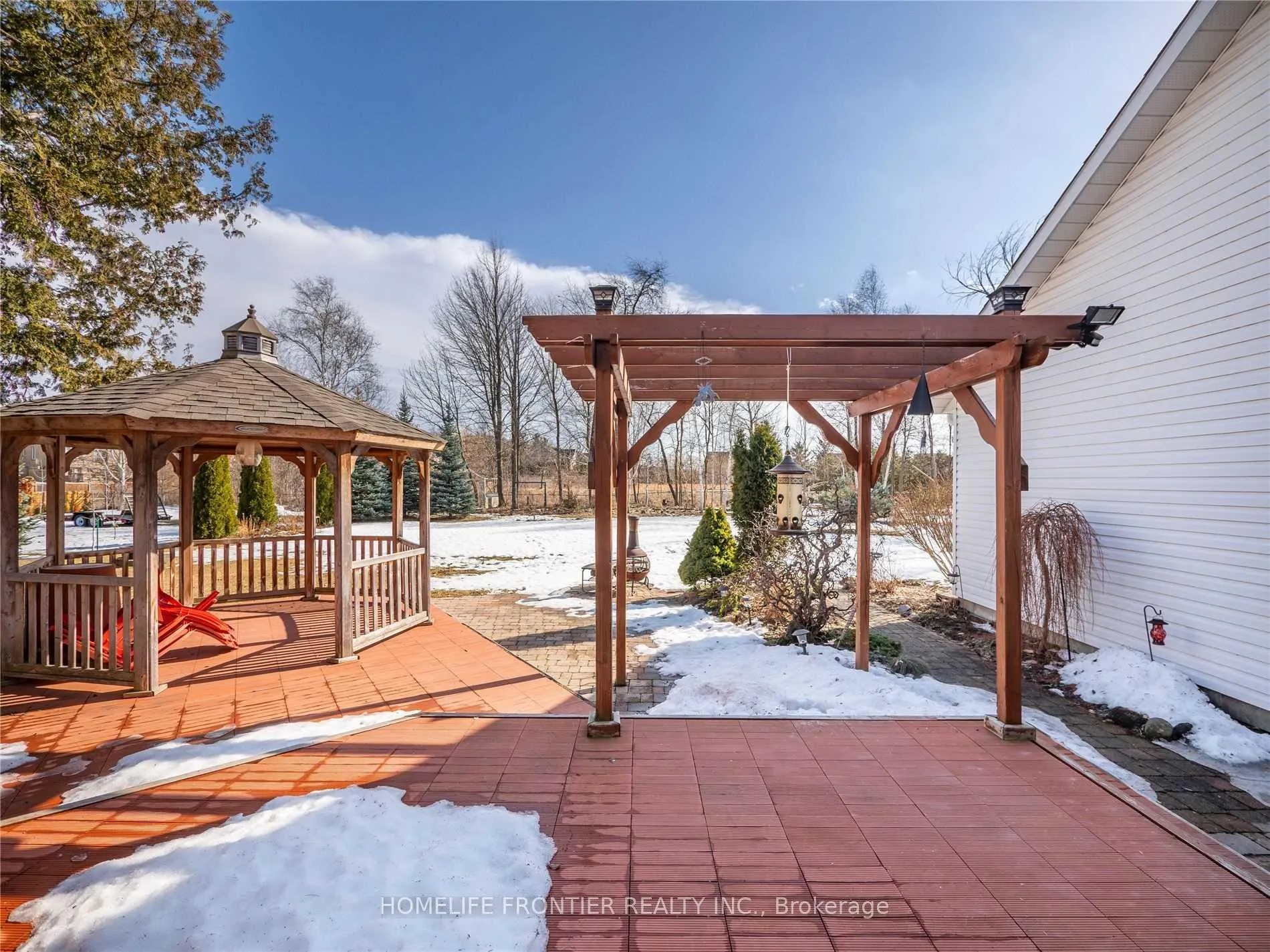 Photo 24 of 1049 7th Line S, Innisfil, Alcona — HOMEH
