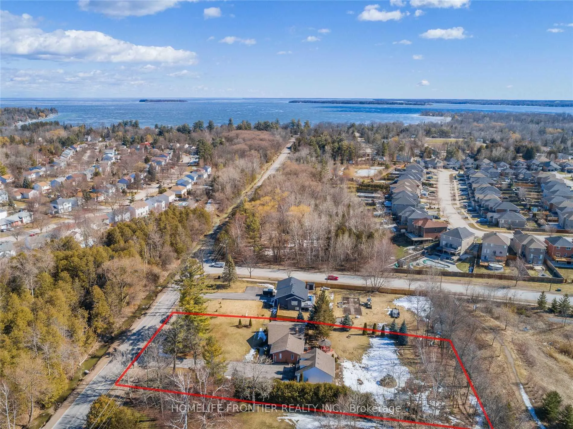 Photo 28 of 1049 7th Line S, Innisfil, Alcona — HOMEH