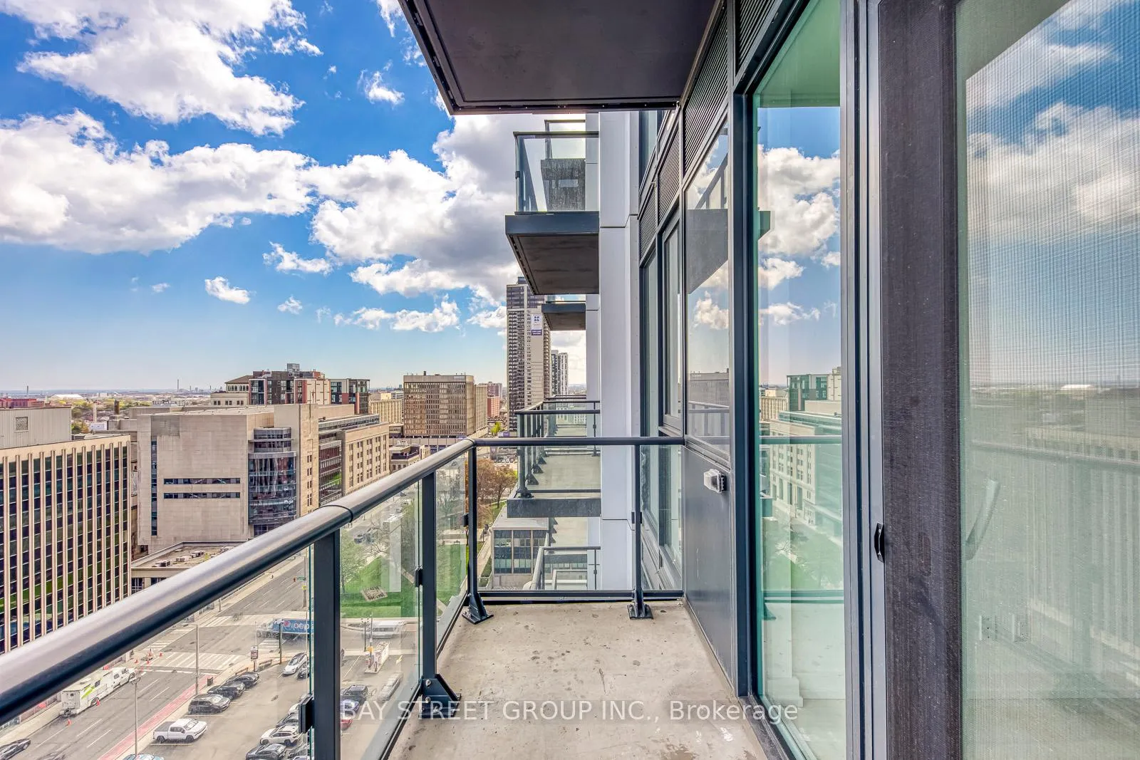 Photo 16 of Unit 1504, 75 James Street S, Hamilton, Corktown — HOMEH