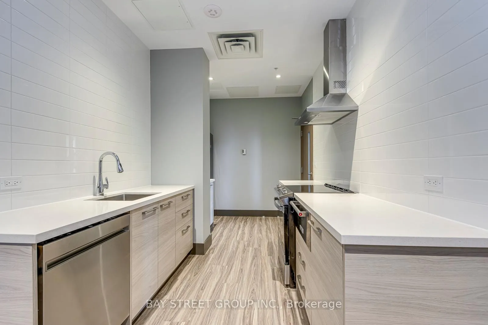 Photo 34 of Unit 1504, 75 James Street S, Hamilton, Corktown — HOMEH