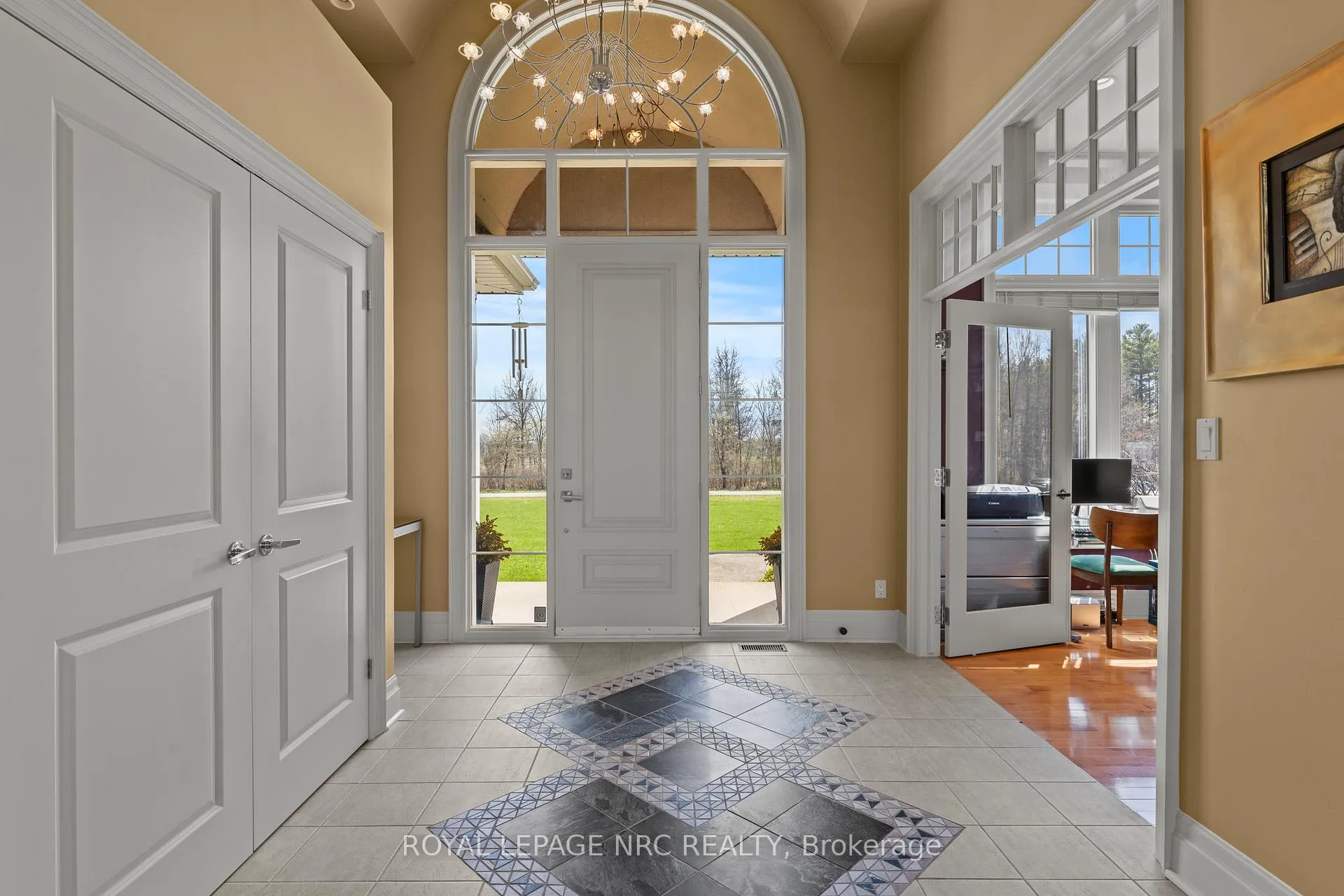 Photo 6 of 2615 Miller Road, Niagara Falls, Lyons Creek — HOMEH