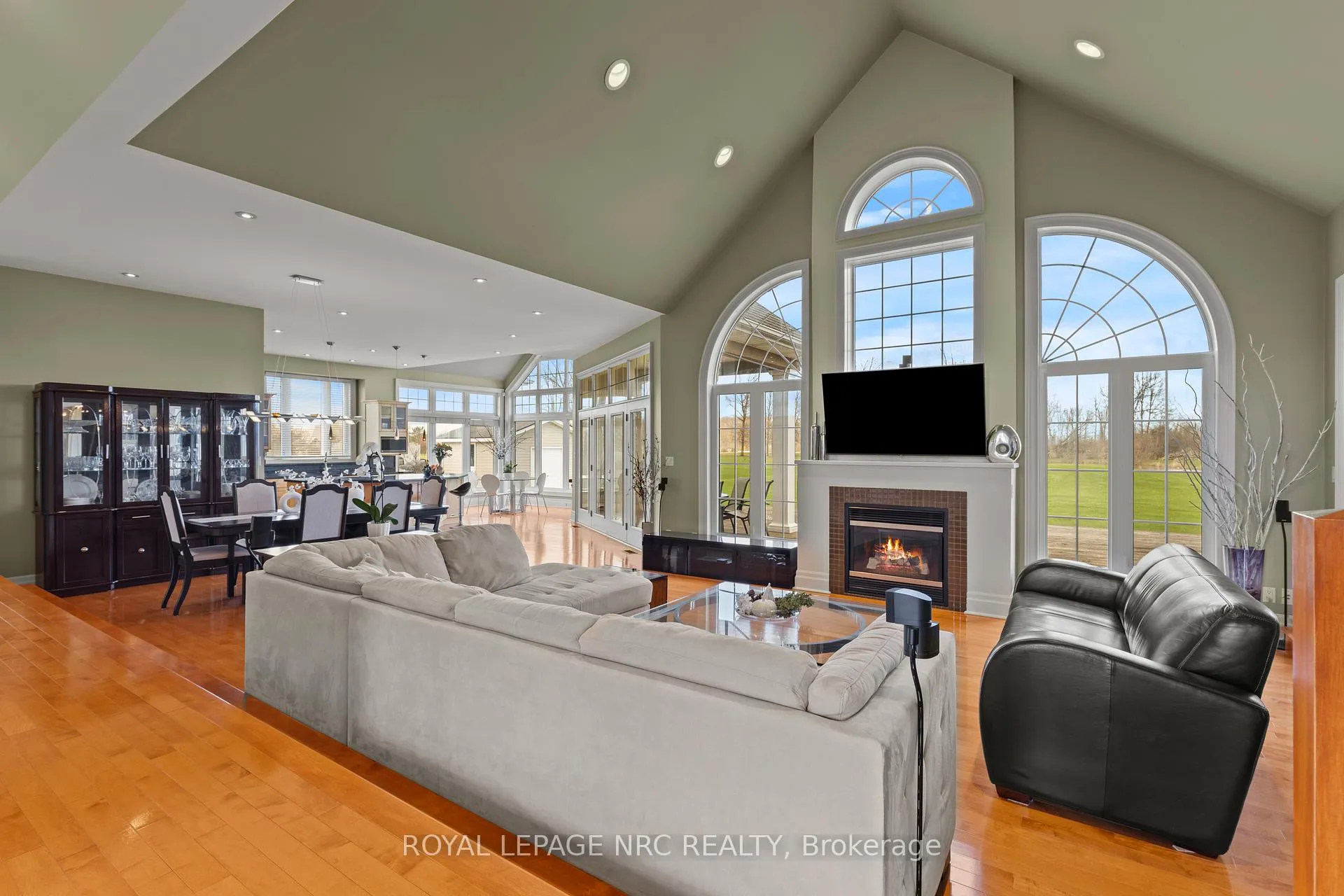 Photo 9 of 2615 Miller Road, Niagara Falls, Lyons Creek — HOMEH
