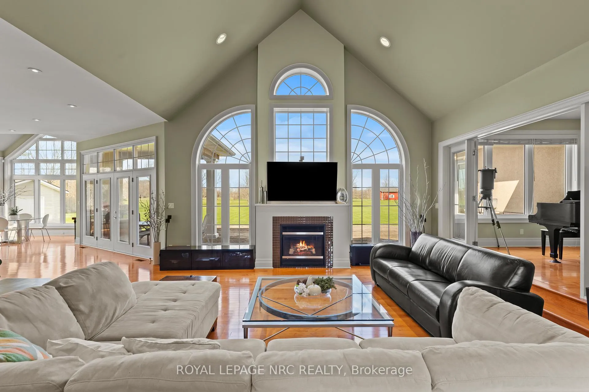 Photo 10 of 2615 Miller Road, Niagara Falls, Lyons Creek — HOMEH
