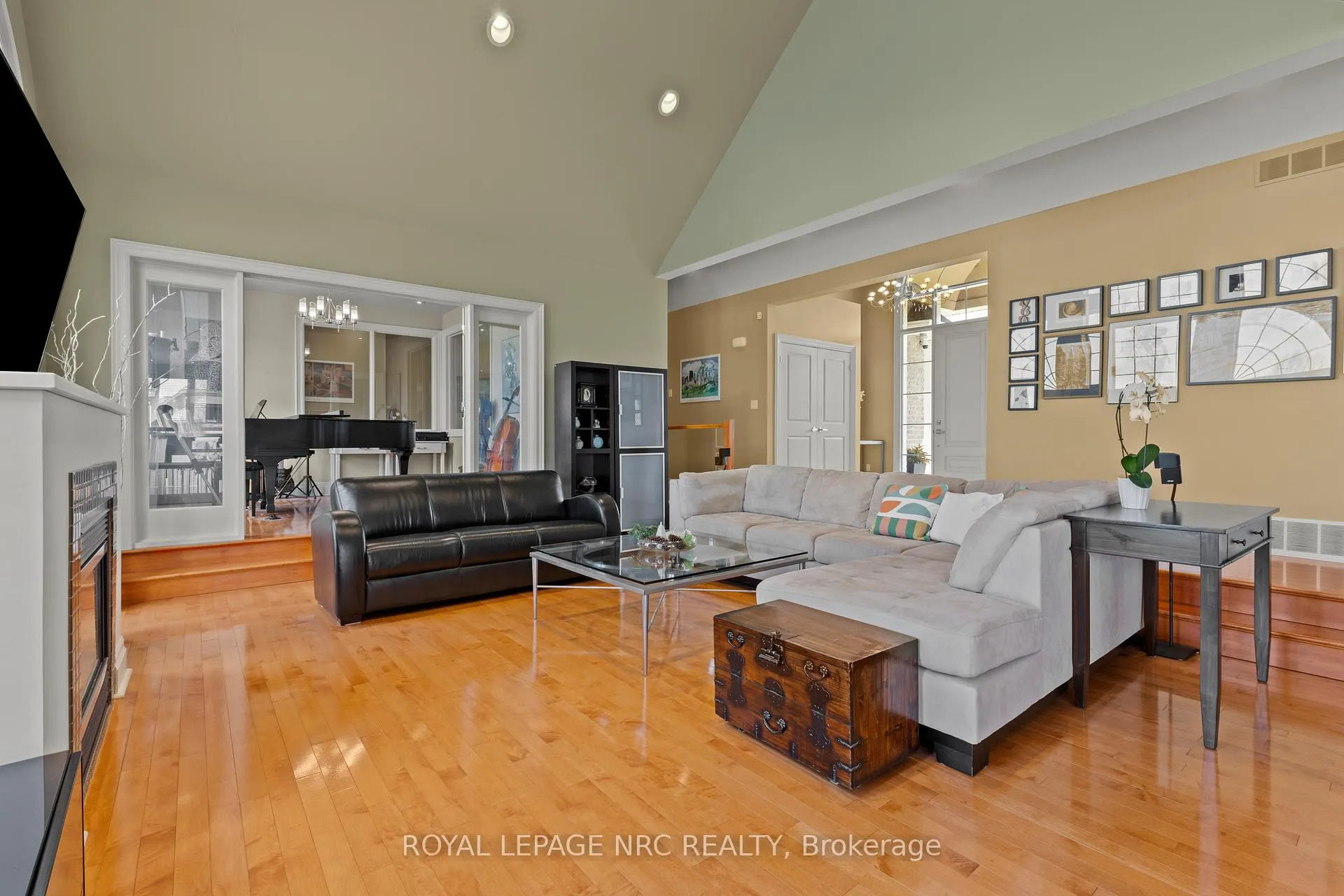 Photo 12 of 2615 Miller Road, Niagara Falls, Lyons Creek — HOMEH