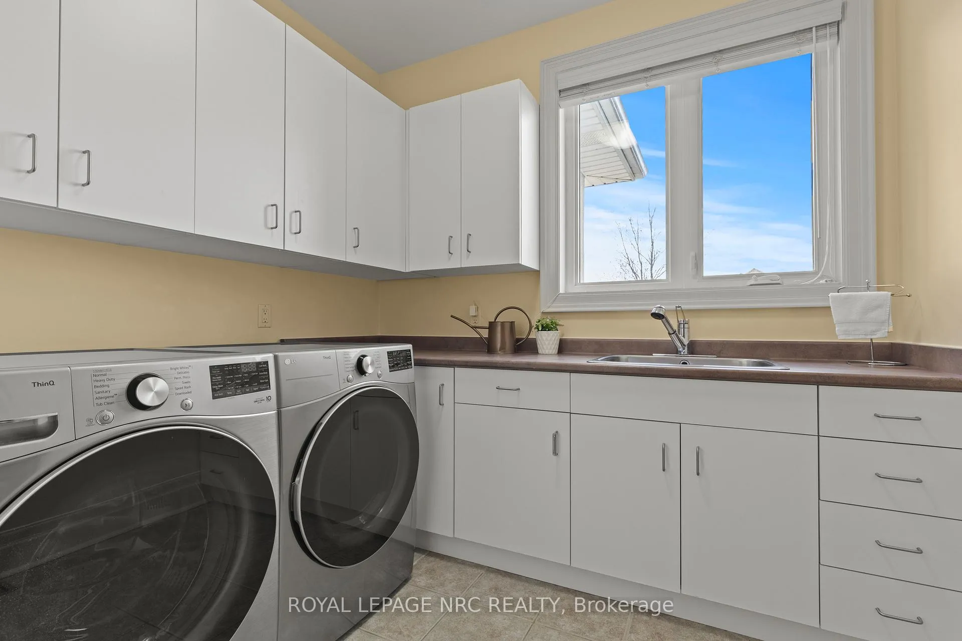 Photo 21 of 2615 Miller Road, Niagara Falls, Lyons Creek — HOMEH