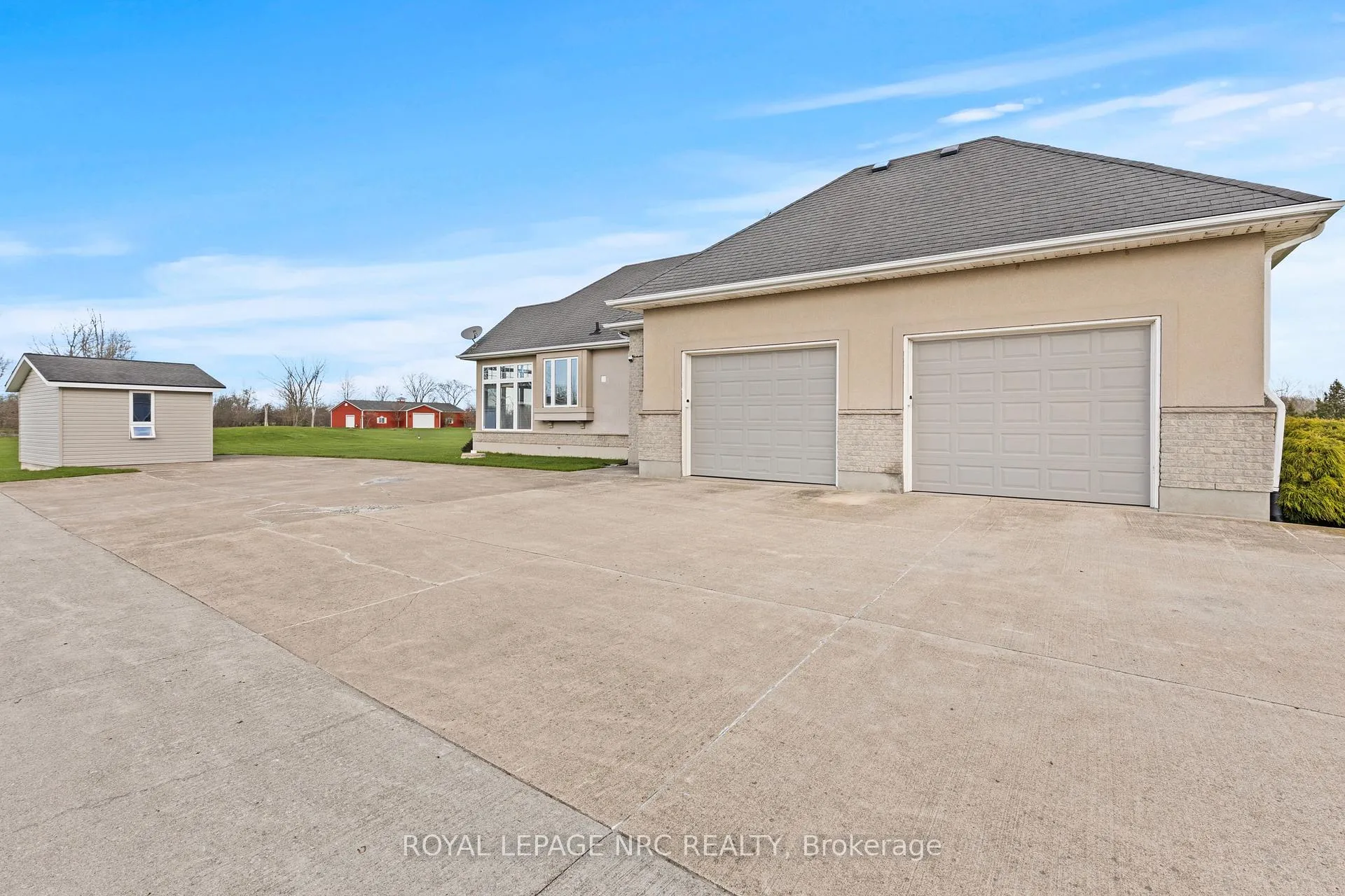 Photo 41 of 2615 Miller Road, Niagara Falls, Lyons Creek — HOMEH