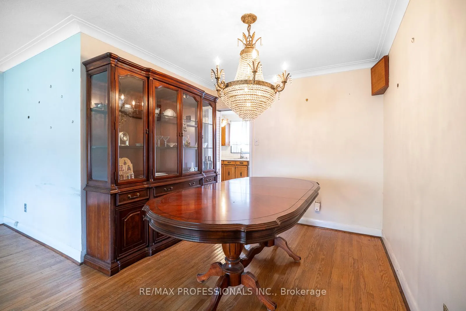 Photo 9 of 90 Baycrest Avenue, Toronto, Englemount-Lawrence — HOMEH