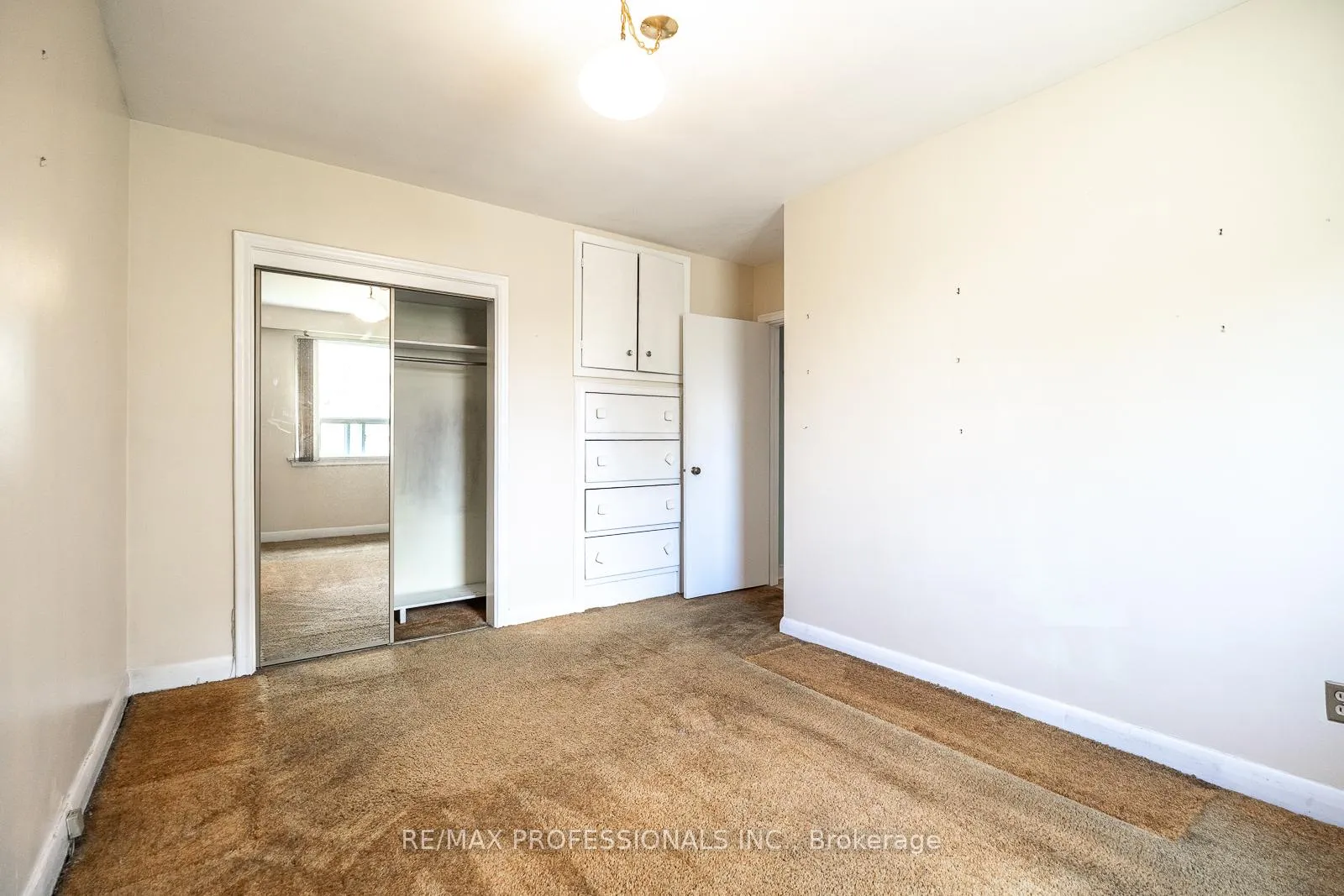 Photo 18 of 90 Baycrest Avenue, Toronto, Englemount-Lawrence — HOMEH